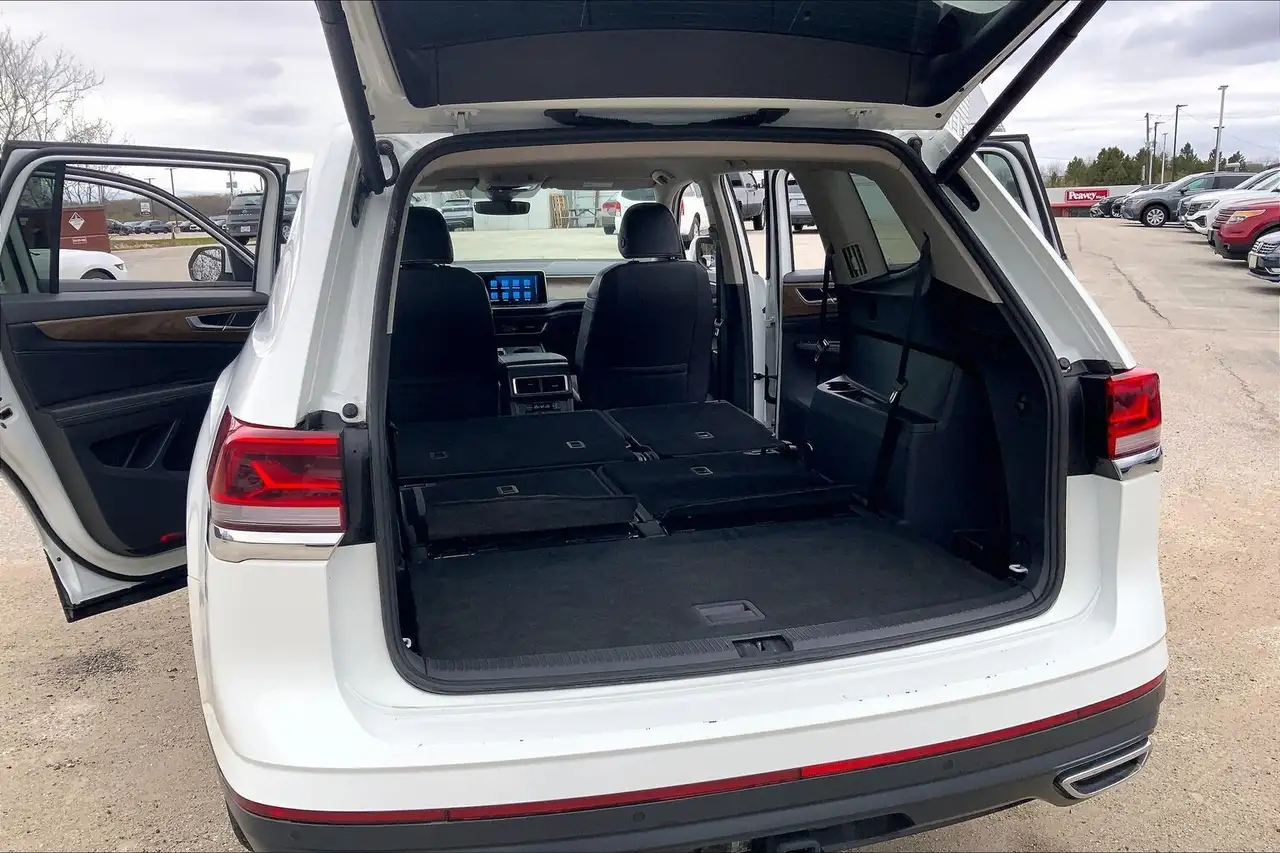 Volkswagen Atlas снимка Volkswagen Atlas