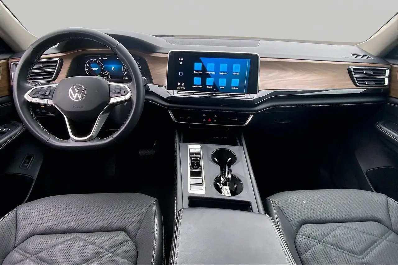 Volkswagen Atlas снимка Volkswagen Atlas