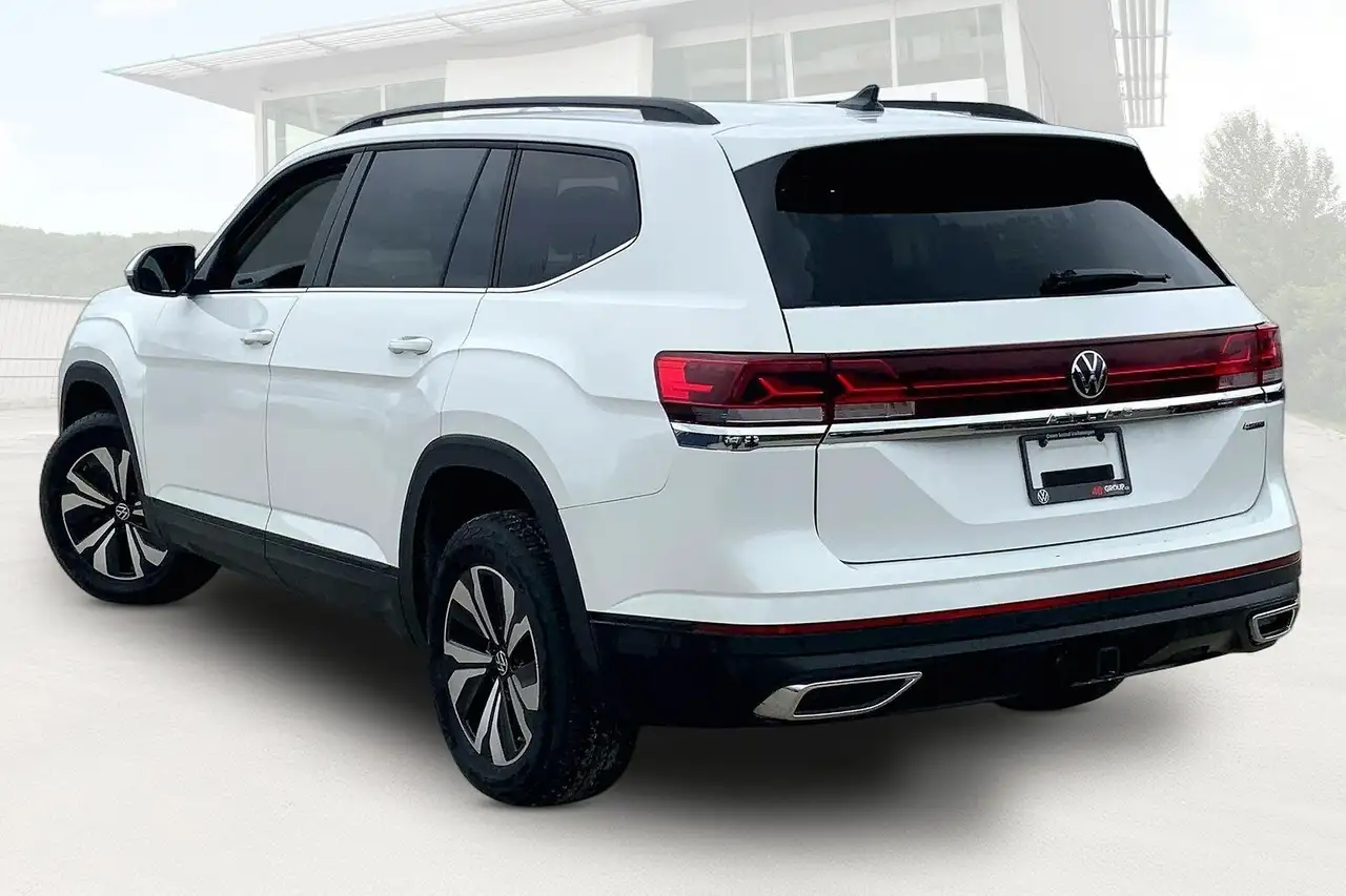 Volkswagen Atlas снимка Volkswagen Atlas