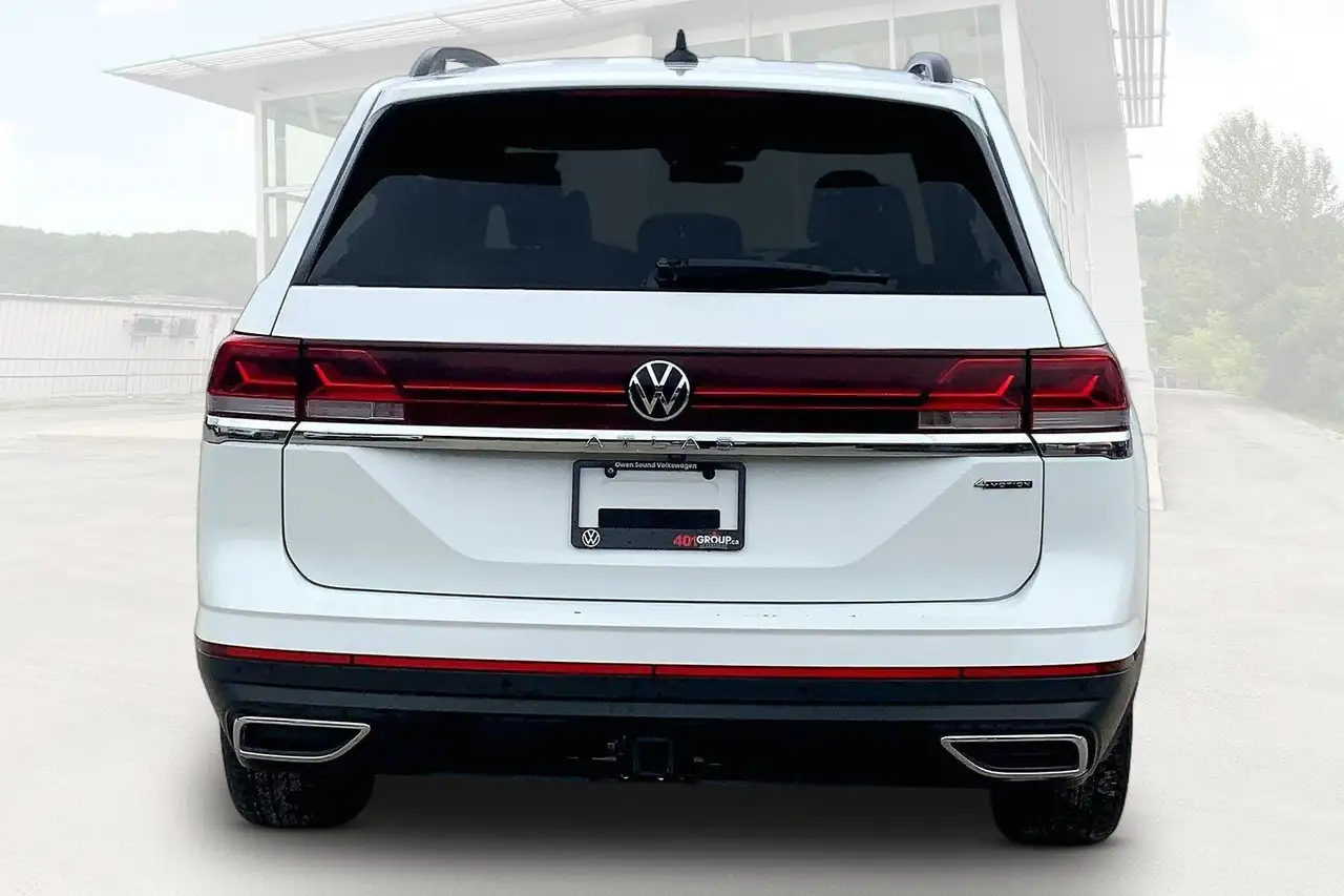 Volkswagen Atlas снимка Volkswagen Atlas