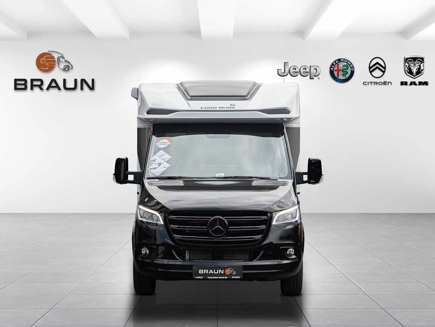Euramobil Profila T 726 EF Black Edition 3x Mondial SOLAR Wit - 2