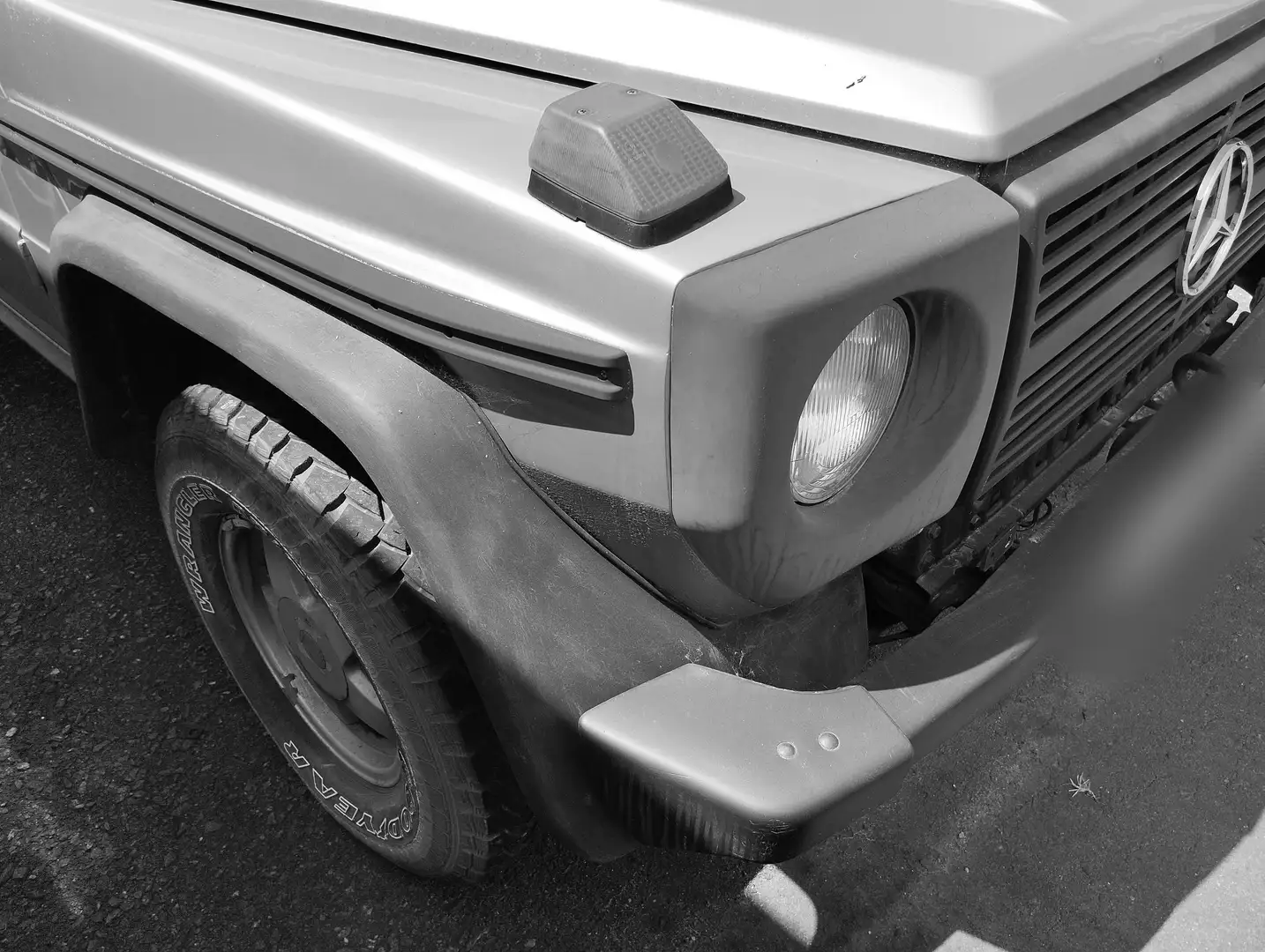 Mercedes-Benz G 250 Beige - 1