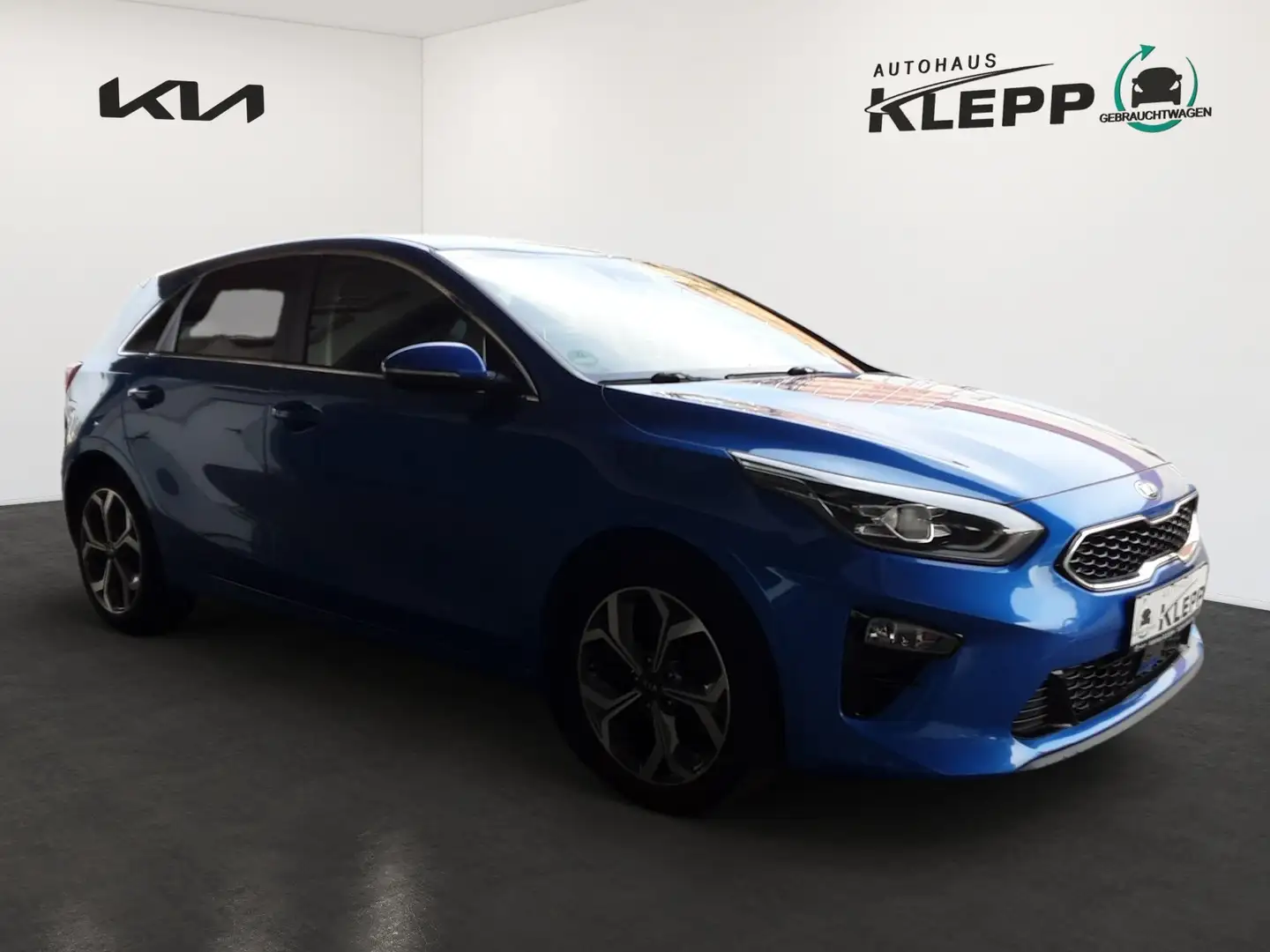 Kia Ceed / cee'd 1,4T  Spirit Azul - 2