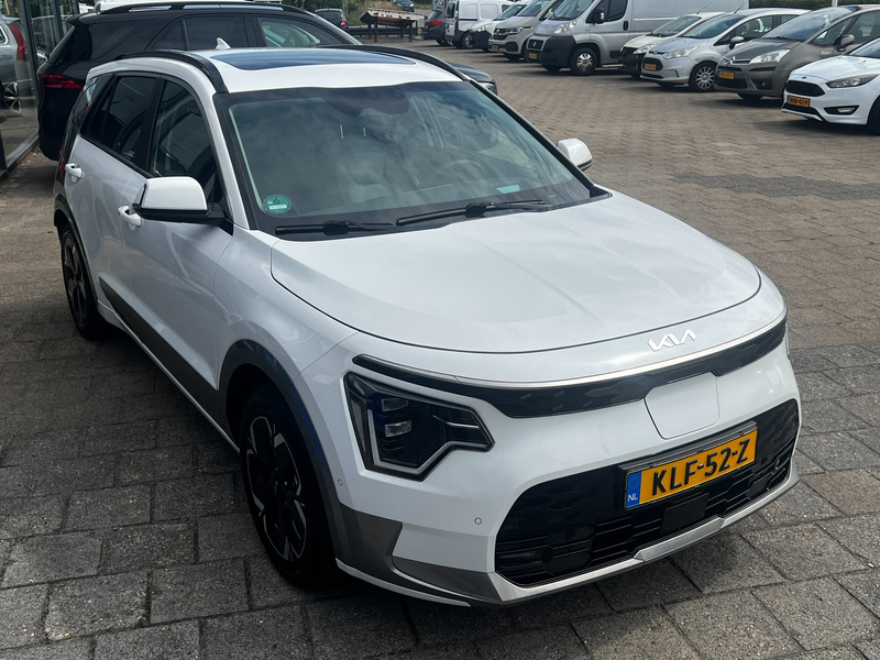 Kia e-Niro EV ExecutiveLine 64.8 kWh Full Option, trekhaak af — photo 9