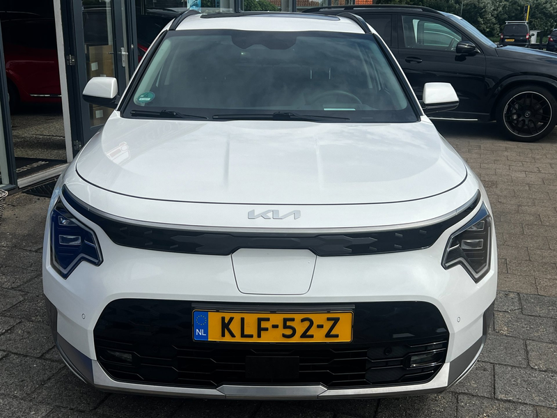 Kia e-Niro EV ExecutiveLine 64.8 kWh Full Option, trekhaak af — photo 11