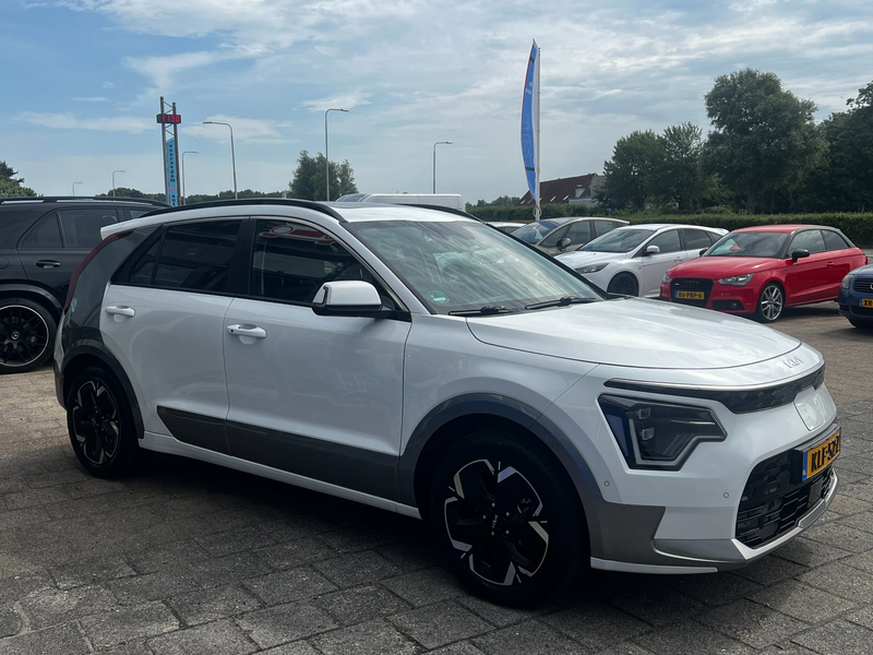 Kia e-Niro EV ExecutiveLine 64.8 kWh Full Option, trekhaak af — photo 8