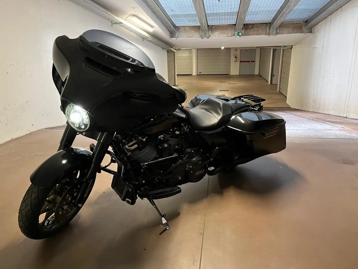 Harley-Davidson Street Glide Nero - 1