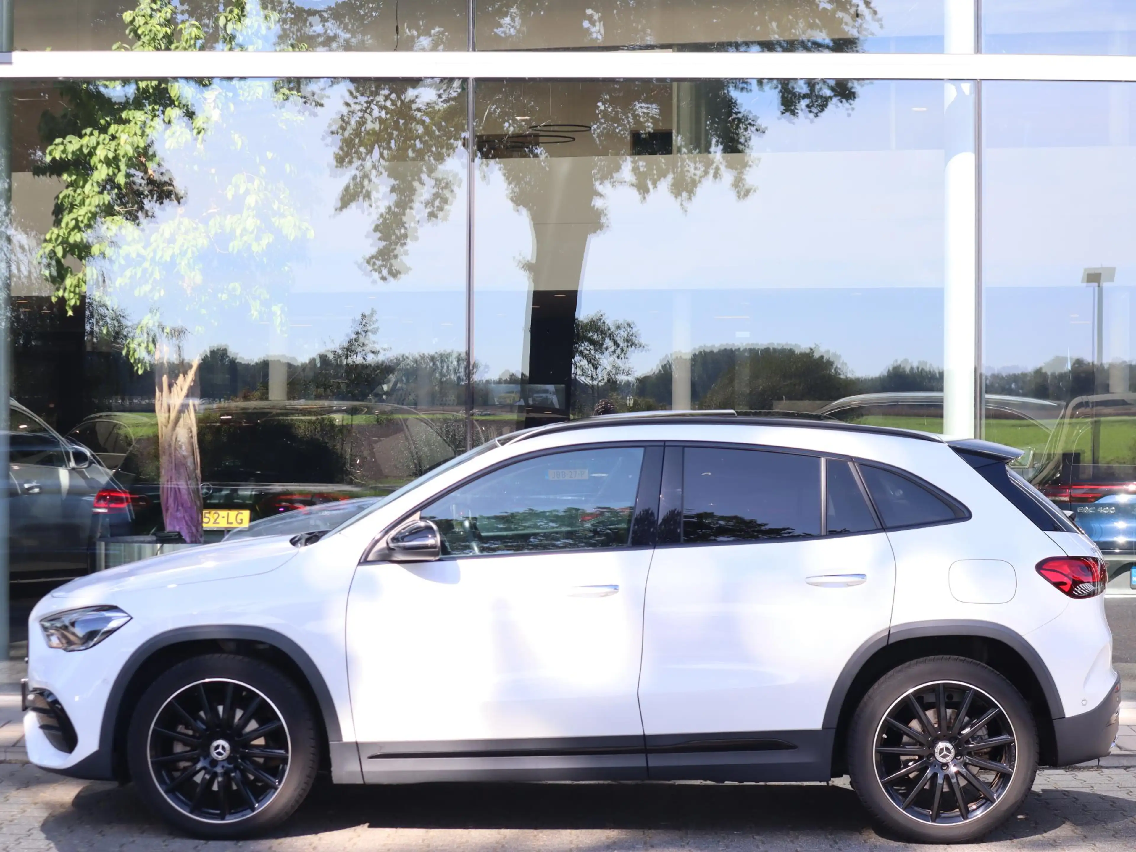 Mercedes-Benz GLA 250 e Business Solution AMG Limited — photo 4