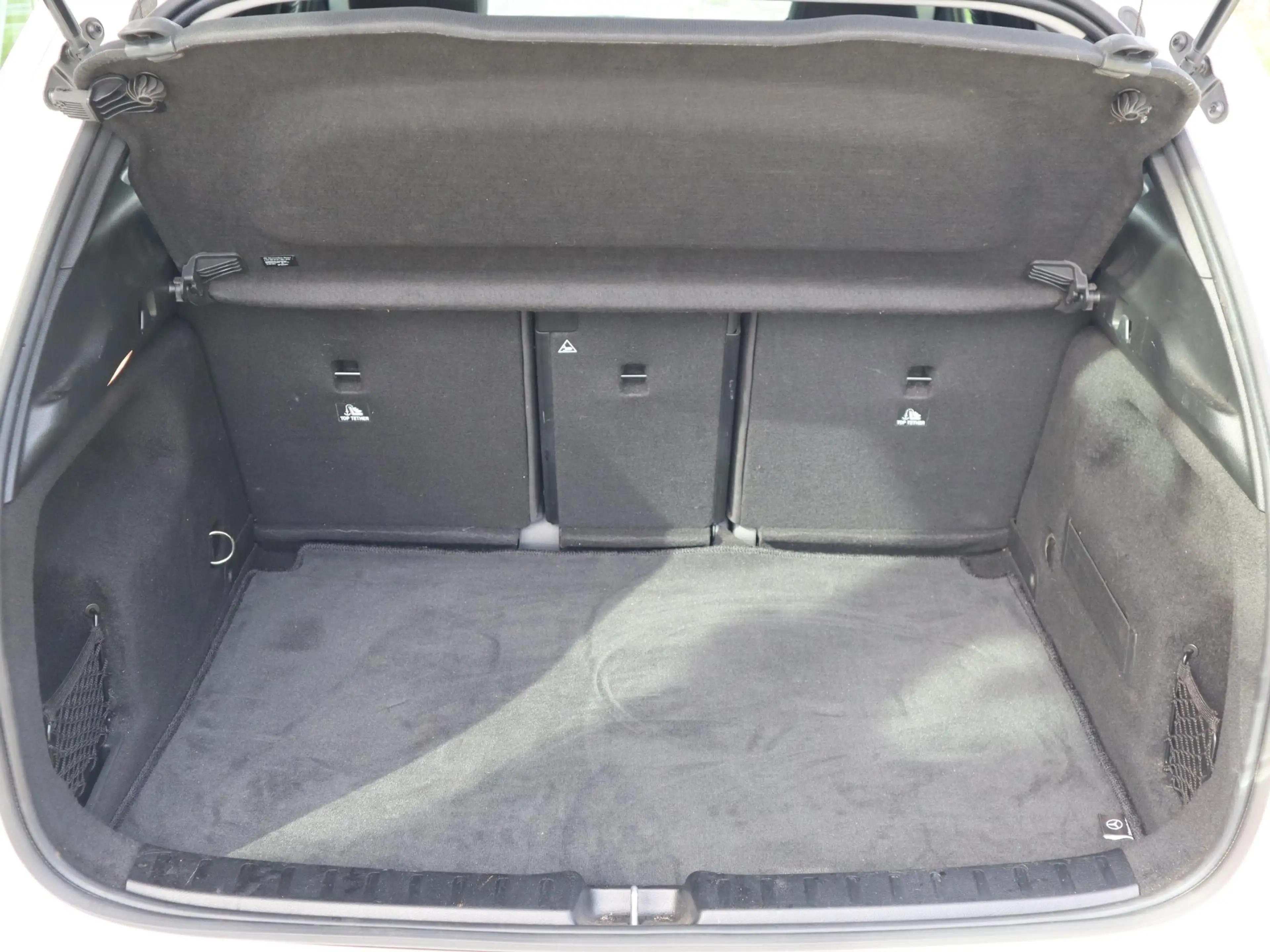 Mercedes-Benz GLA 250 e Business Solution AMG Limited — photo 7