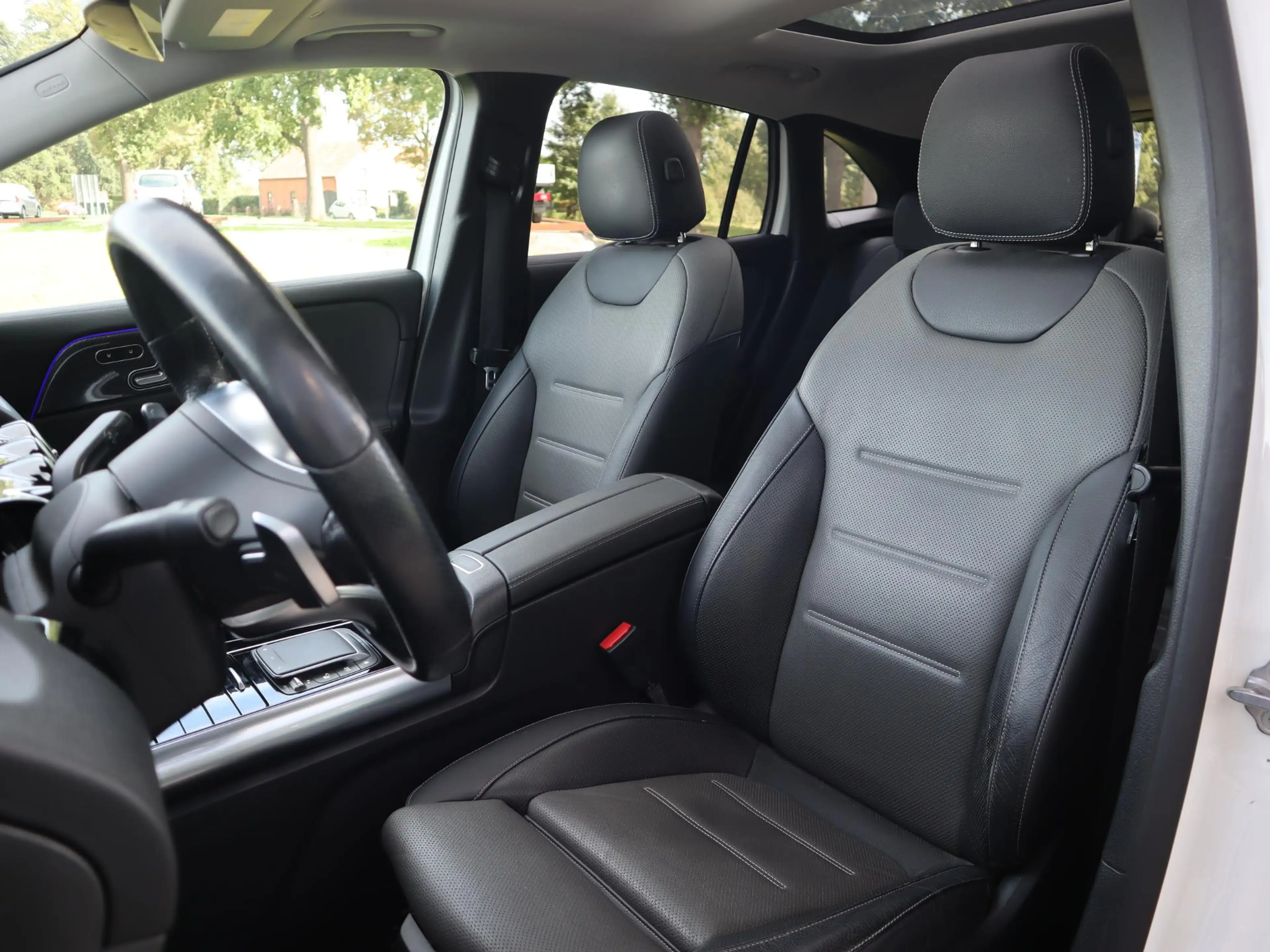 Mercedes-Benz GLA 250 e Business Solution AMG Limited — photo 13