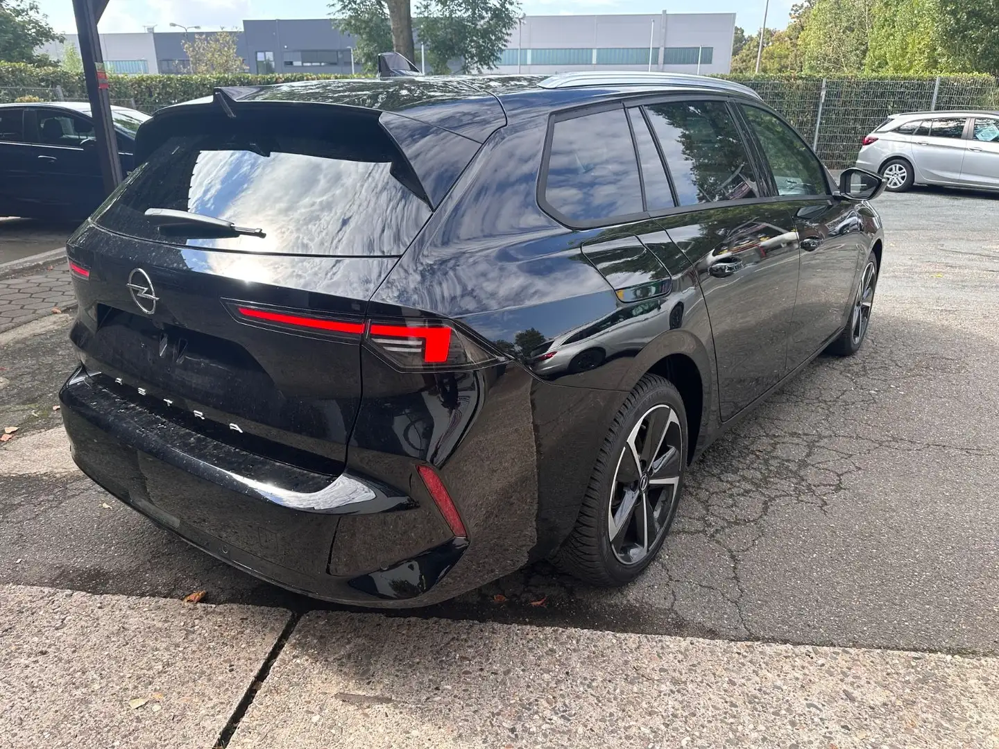 Opel Astra L Sports Tourer Elegance-18tkm-96kw-Allwet Schwarz - 1