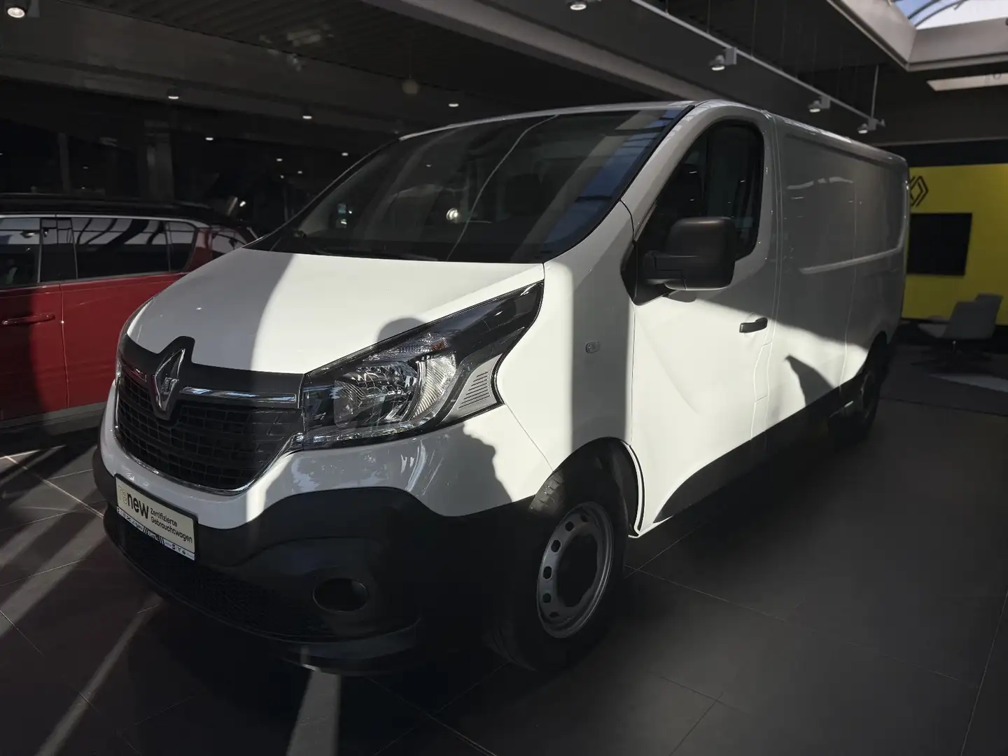 Renault Trafic L2H1 Komfort 3,0t 120PS Sortimo-Ausbau Wit - 1