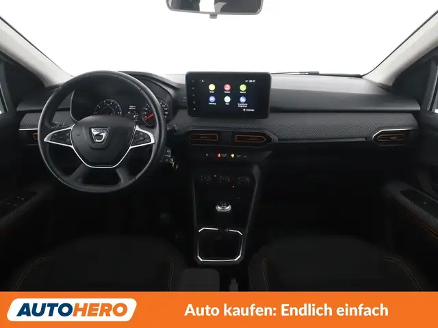 Dacia Sandero view 12