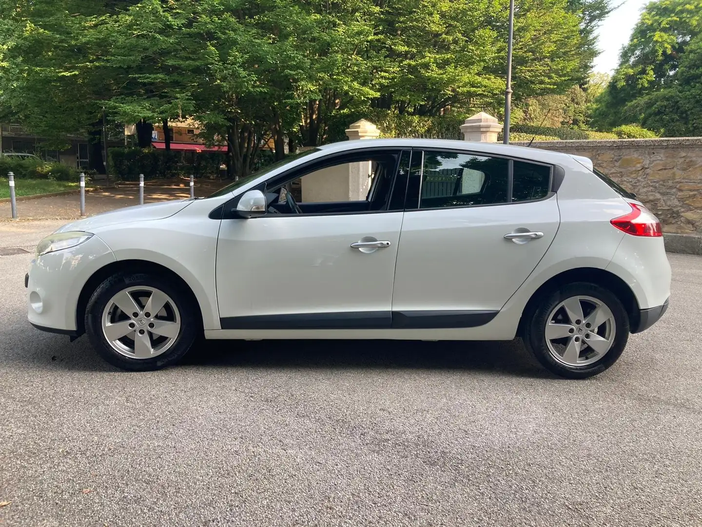 Renault Megane Megane III 2008 1.5 dci Dynamique 110cv Bianco - 2