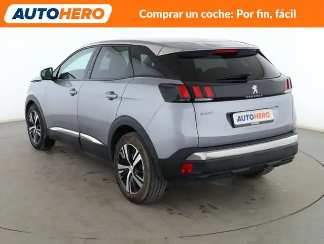 Peugeot 3008 view 4