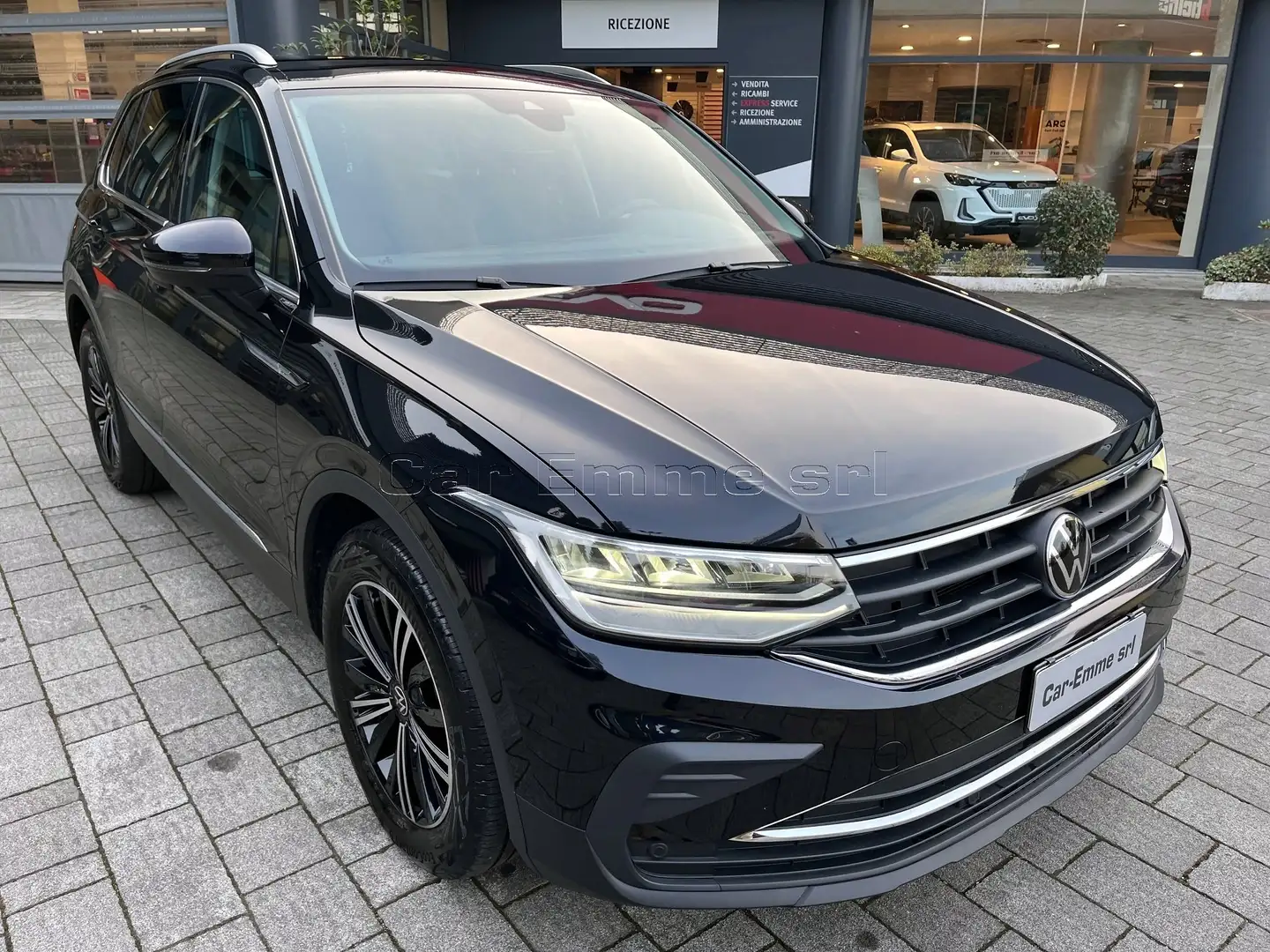 Volkswagen Tiguan 1.5 tsi Life 130cv Negro - 1