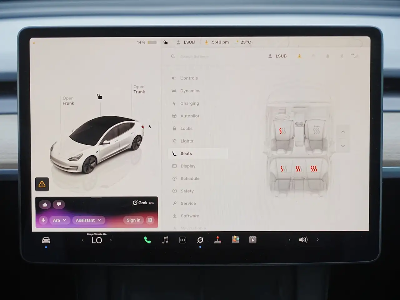 Tesla Model 3 photo Tesla Model 3