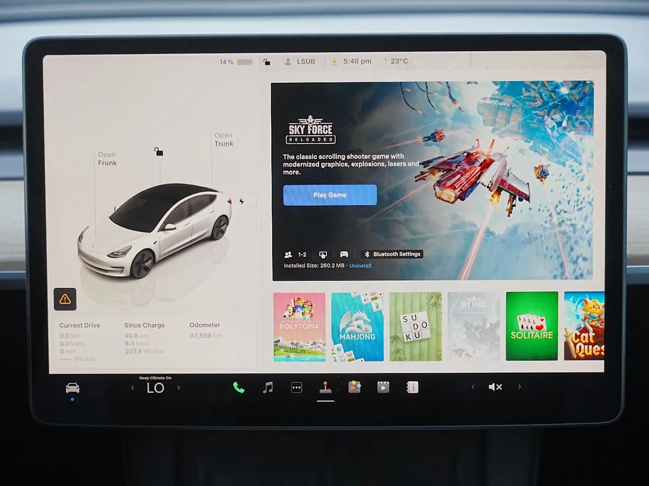 Tesla Model 3 photo Tesla Model 3