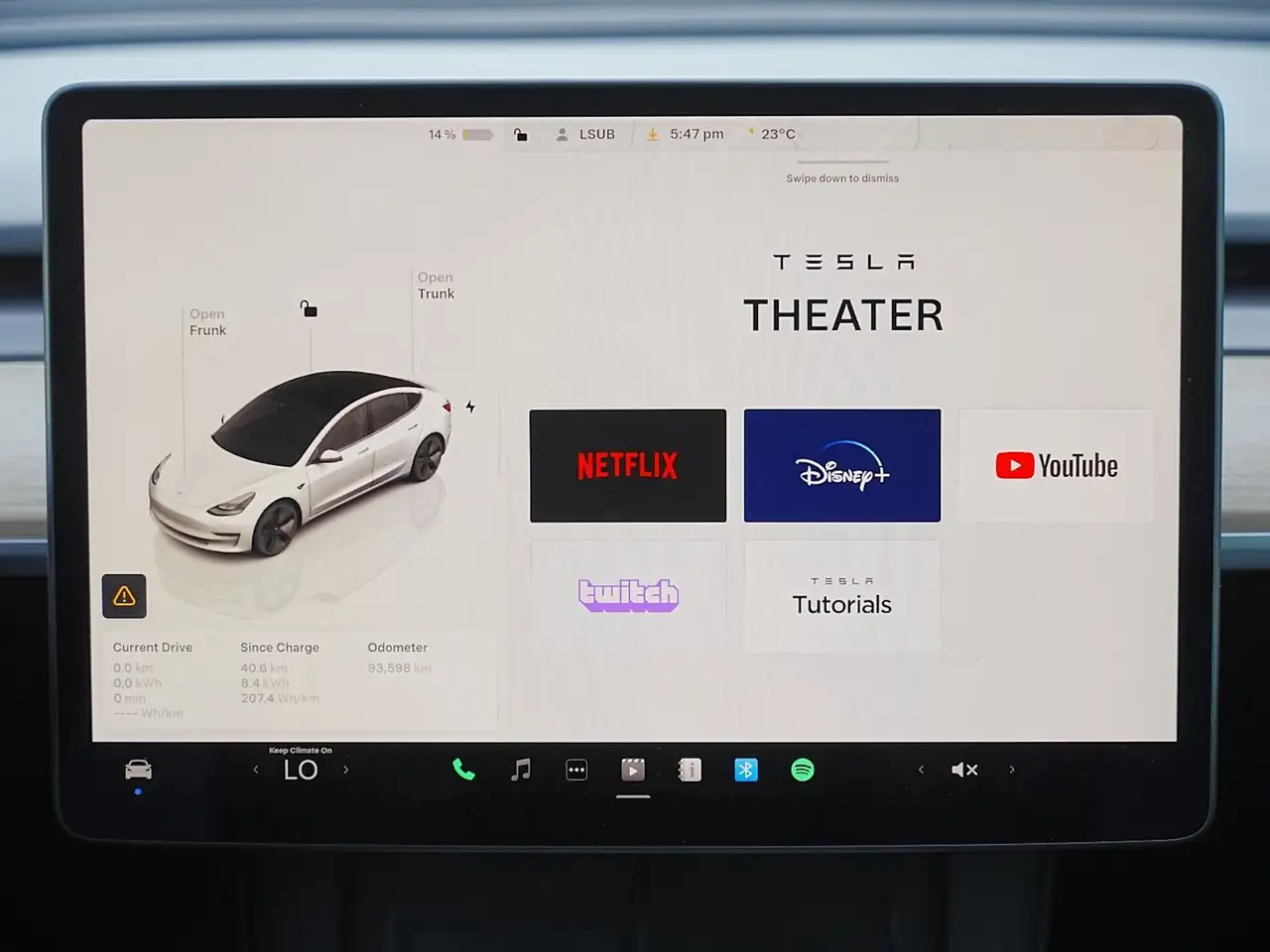 Tesla Model 3 photo Tesla Model 3