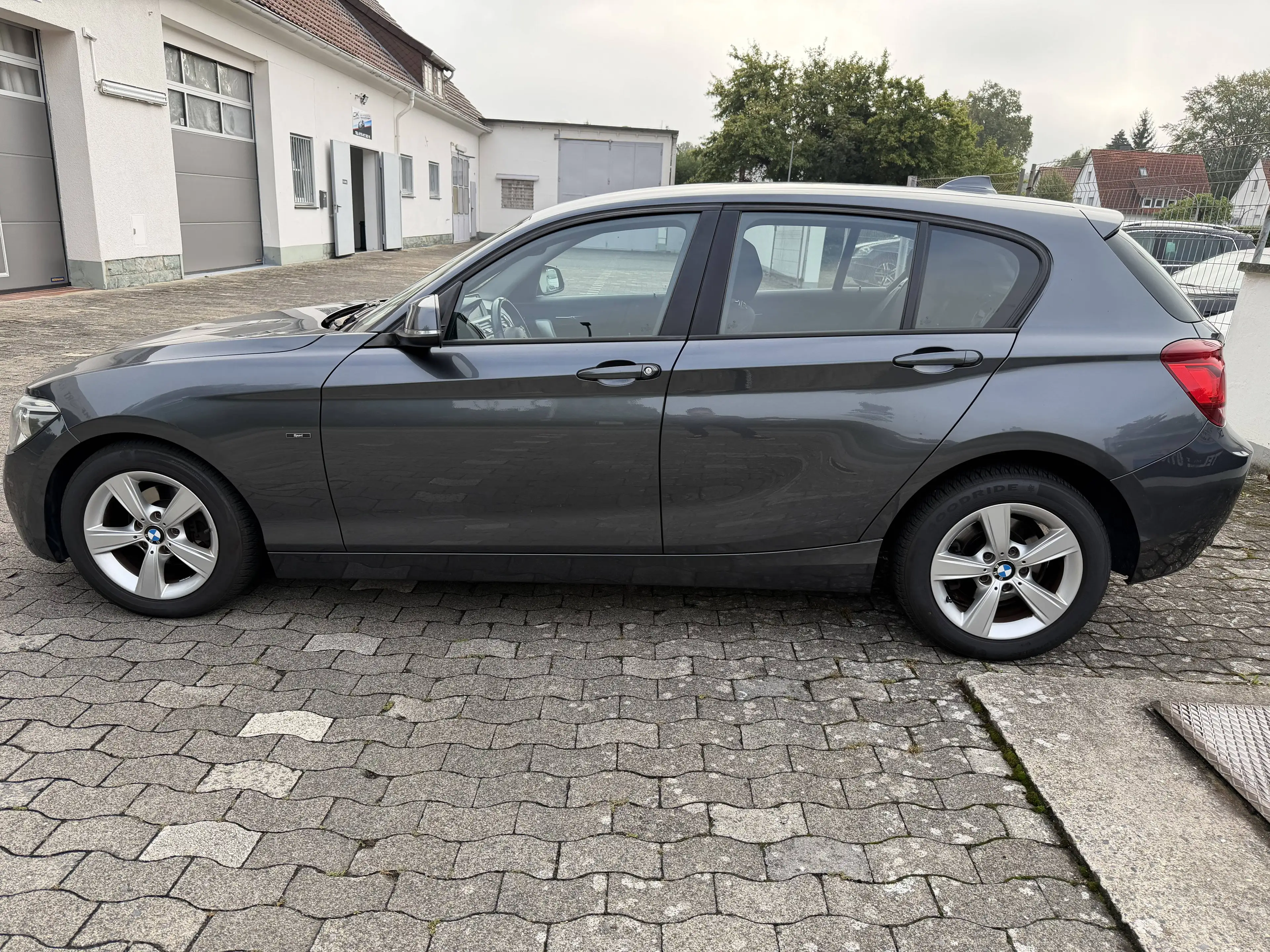 BMW 116 116 d Sport — photo 4
