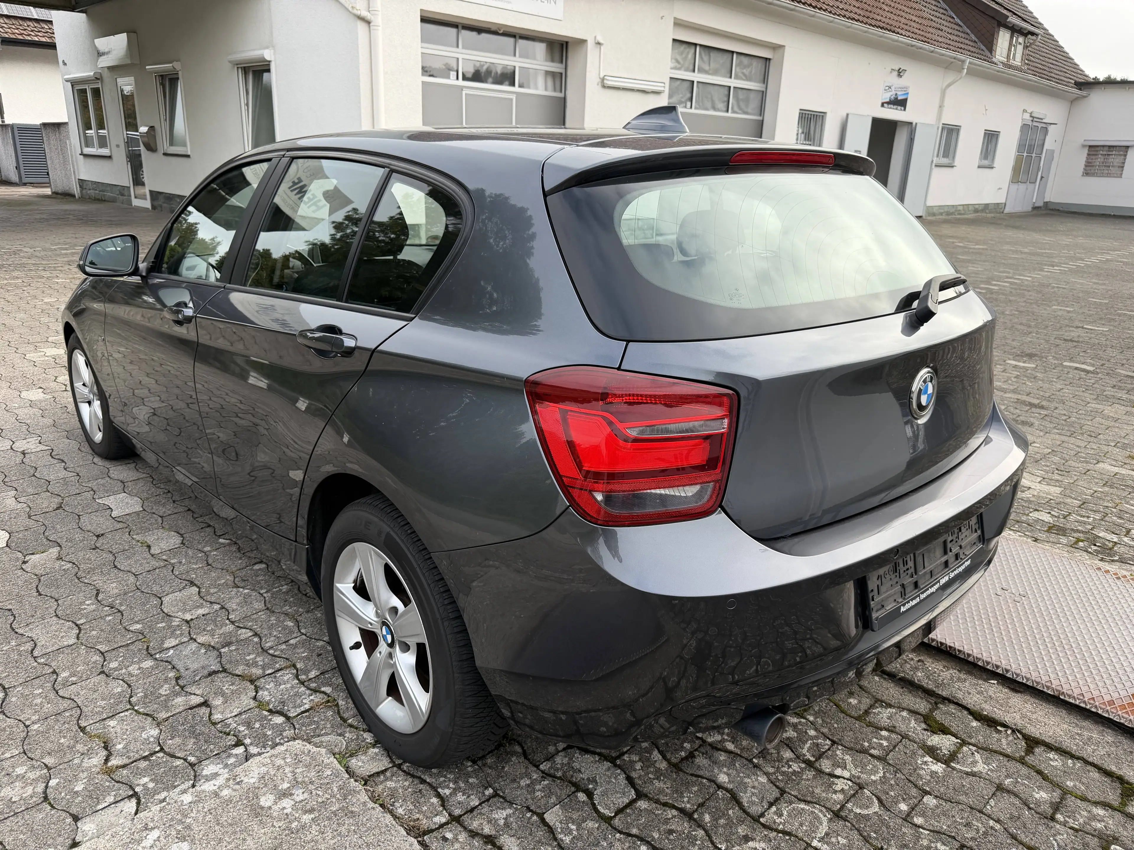 BMW 116 116 d Sport — photo 7