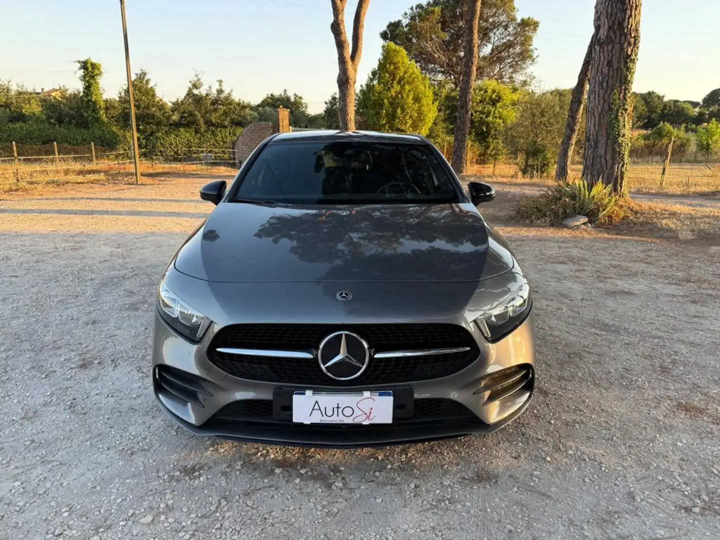 Mercedes-Benz A 180 Premium AMG PACCHETTO LUCI!! Grigio - 2
