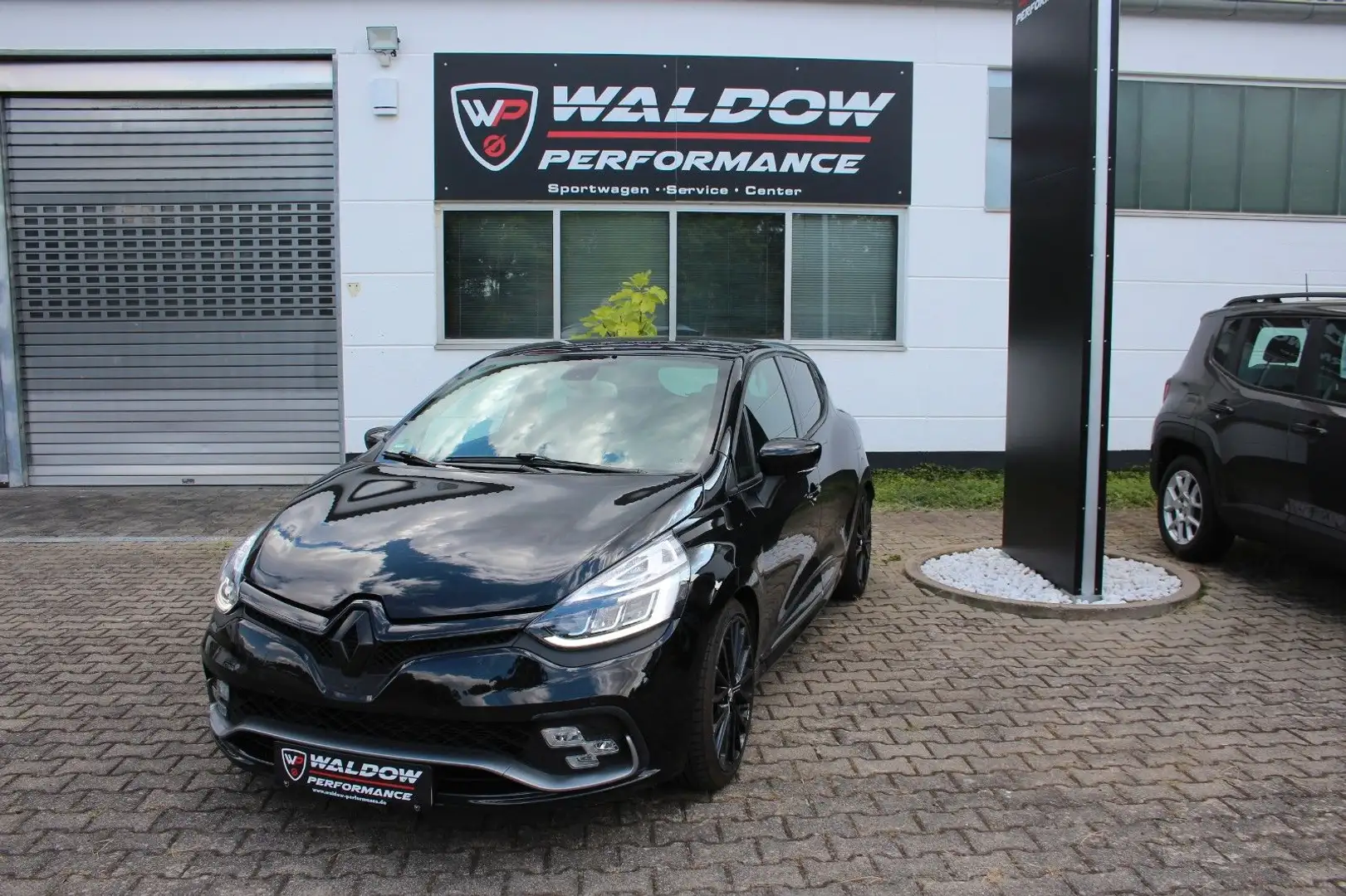 Renault Clio IV Renault Sport Trophy Noir - 1