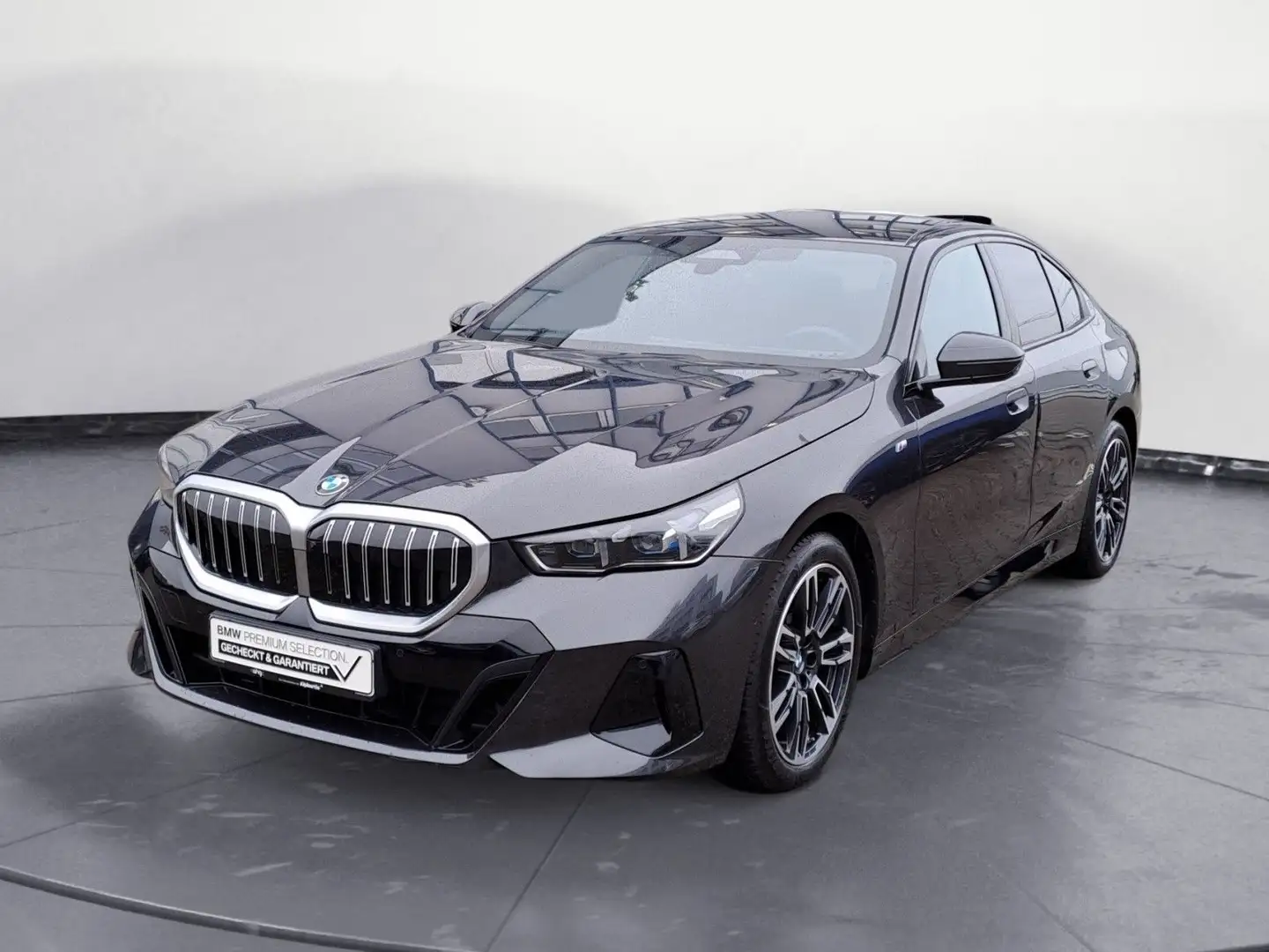BMW 520 d M Sport Komfortsitze Harman/Kardon AHK Grau - 2