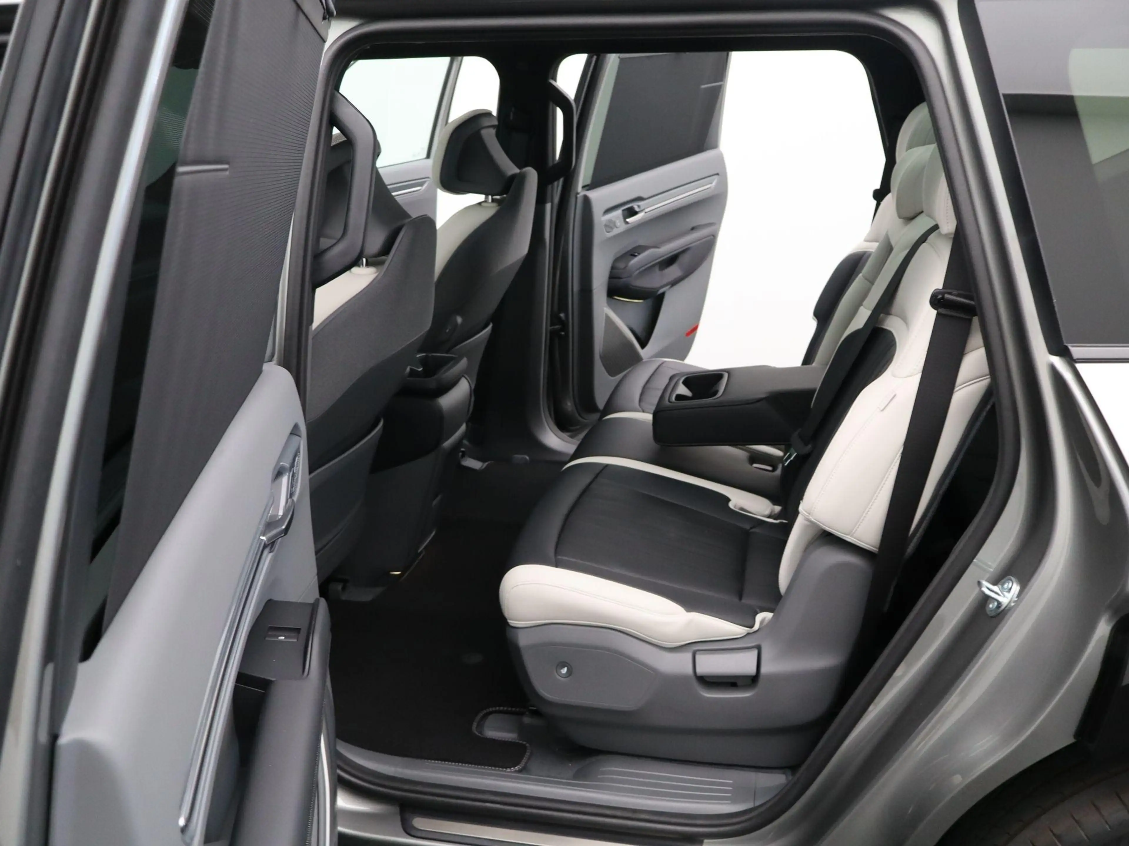 Kia EV9 GT-Line AWD 99.8 kWh | LED Matrix | LM Velgen 21" — photo 13
