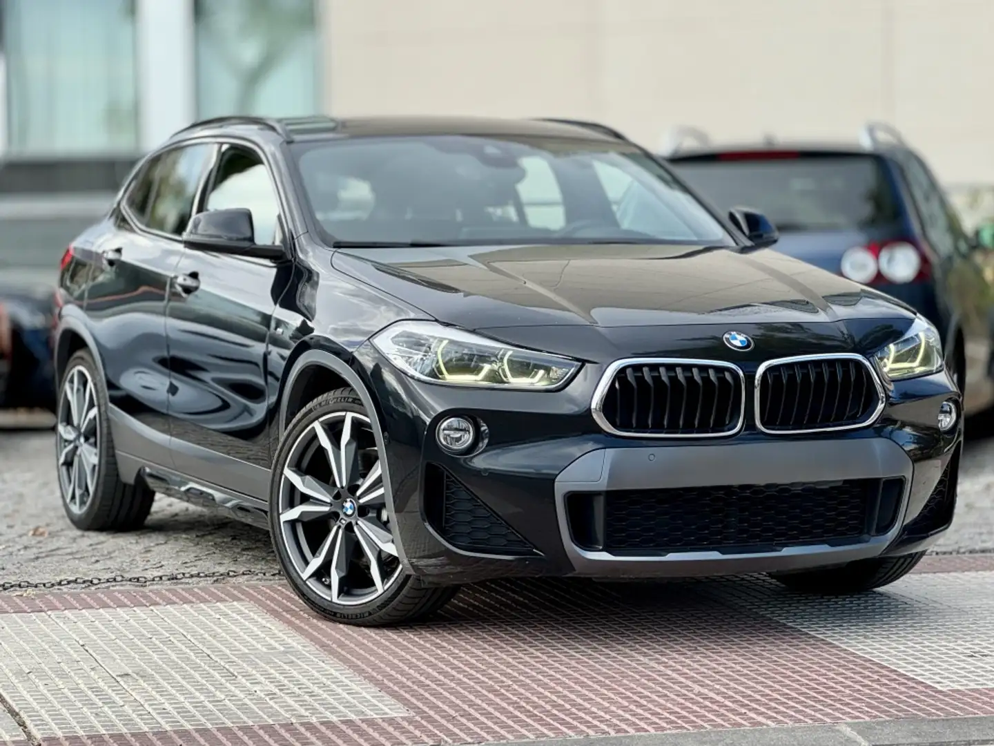 BMW X2 xDrive 20dA M Sport X Noir - 1