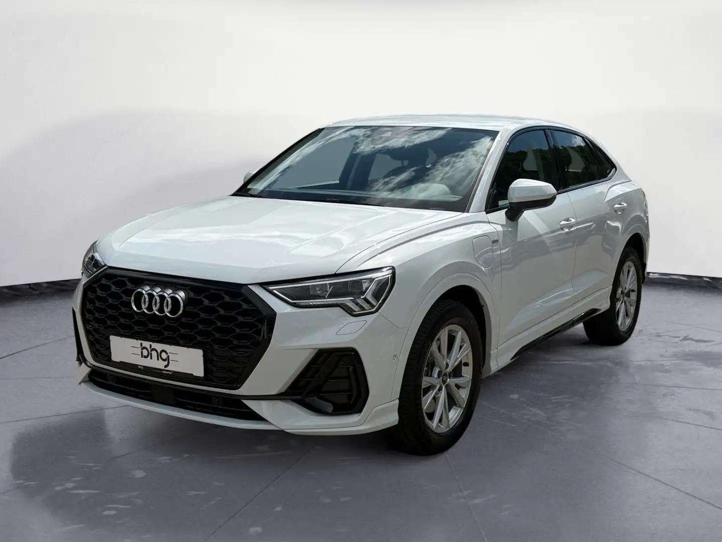 Audi Q3 45 TFSIe Sportback S tronic S line Kamera Bianco - 2