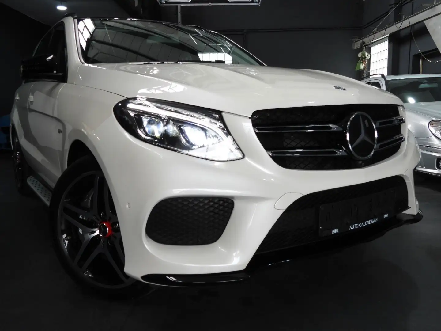 Mercedes-Benz GLE 43 AMG 4M/PANO/LED/360°/MEMORY/AHK Alb - 1