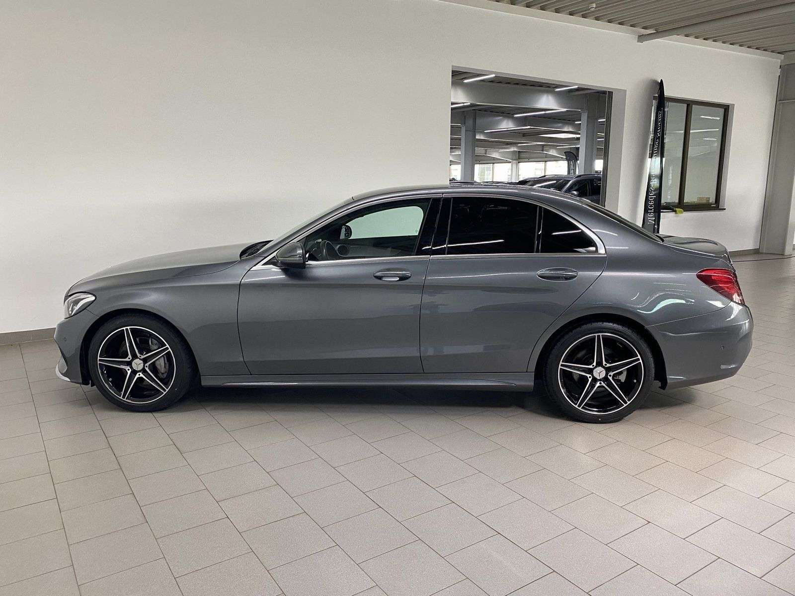 Mercedes-Benz C 220