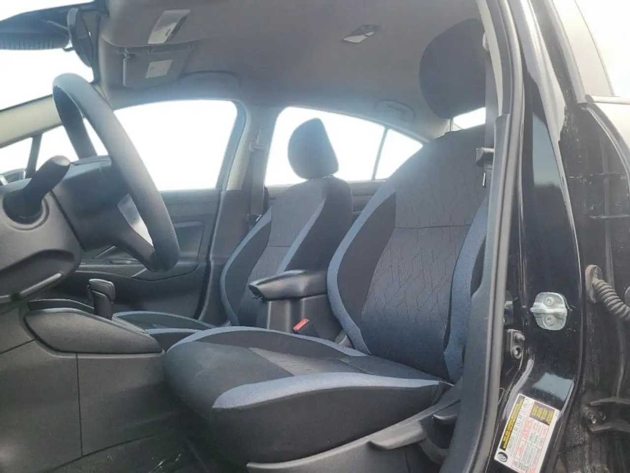 Nissan Versa снимка Nissan Versa