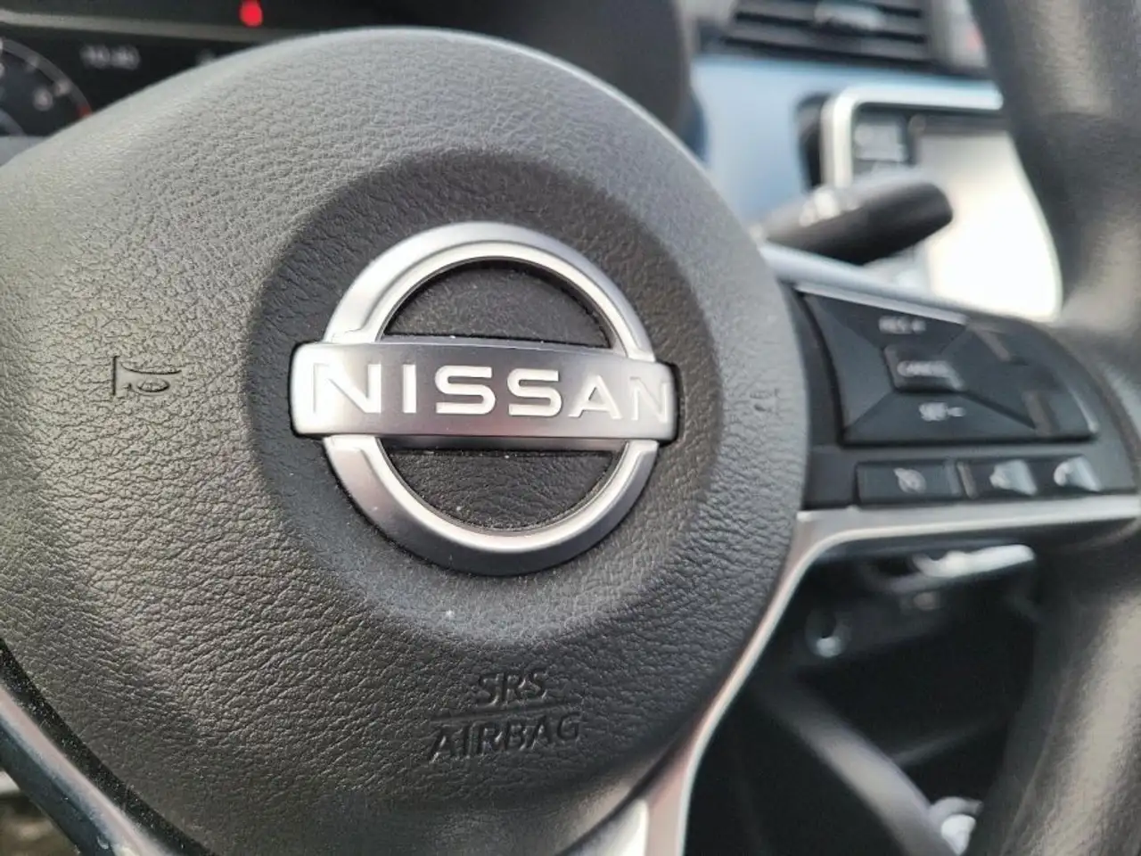 Nissan Versa снимка Nissan Versa