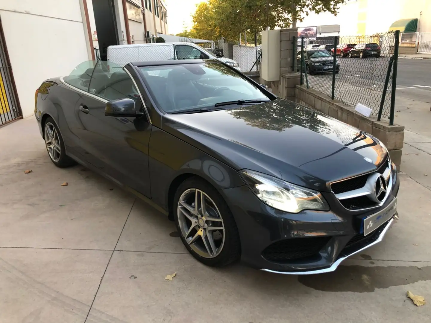 Mercedes-Benz E 250 Cabrio 250BlueTec Azul - 1