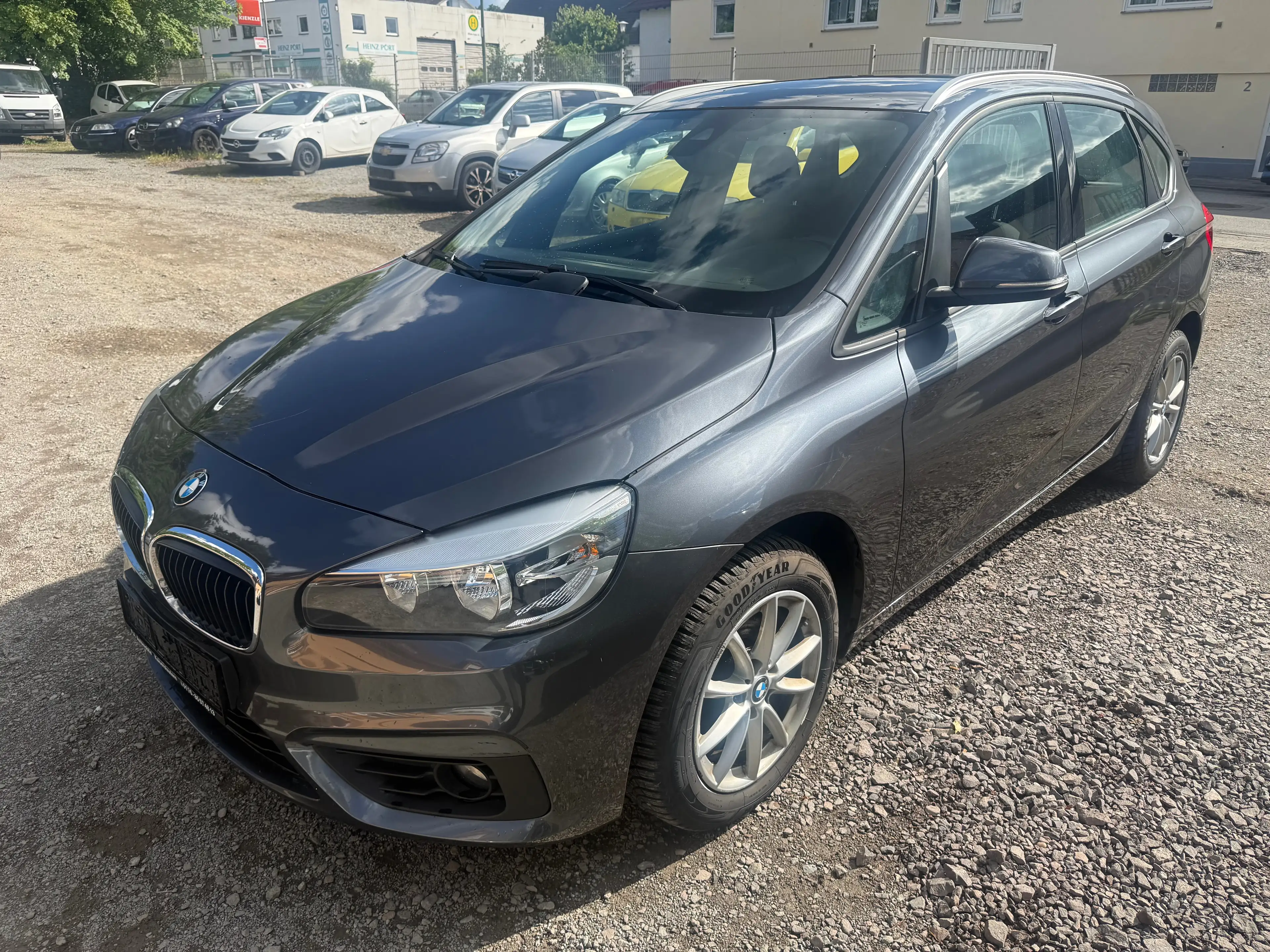 BMW 214 214 d — photo 2
