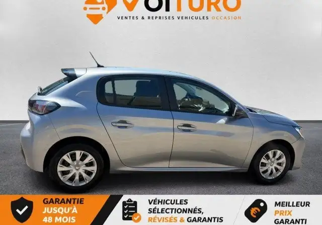 Peugeot 208 view 6