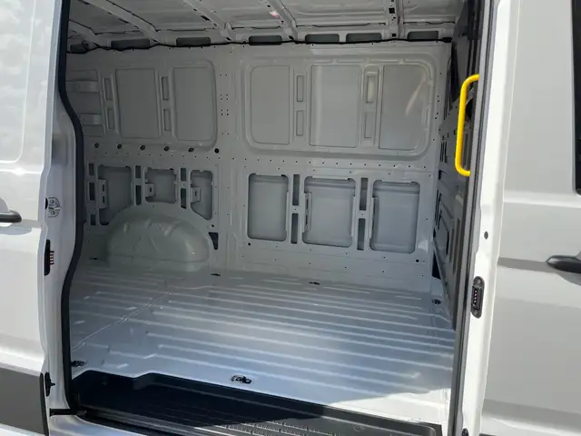 Volkswagen Crafter view 11