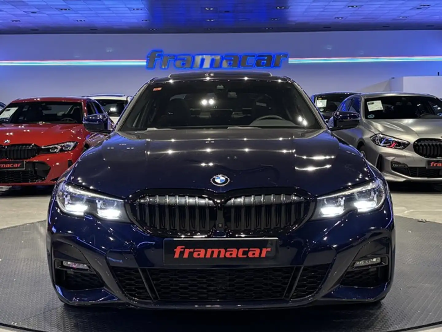 BMW 320 320dA Blauw - 2