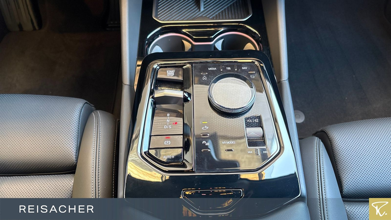 BMW 520 i A Tou Autom — photo 11