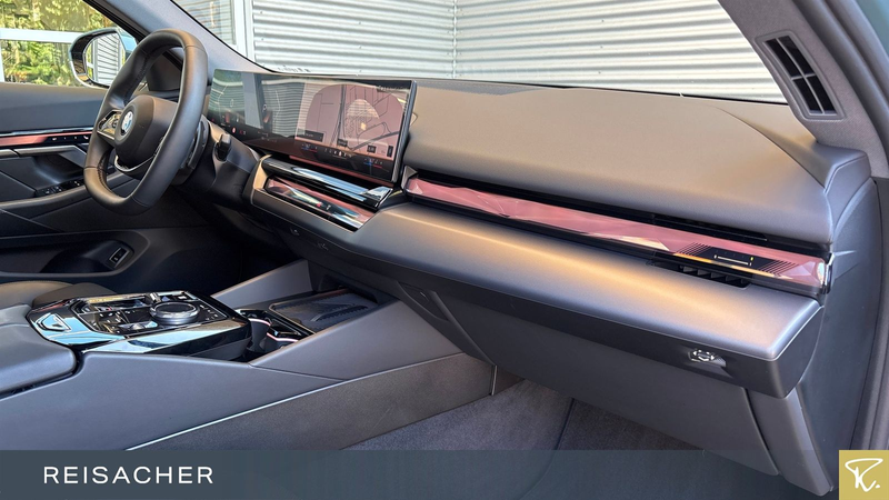 BMW 520 i A Tou Autom — photo 13