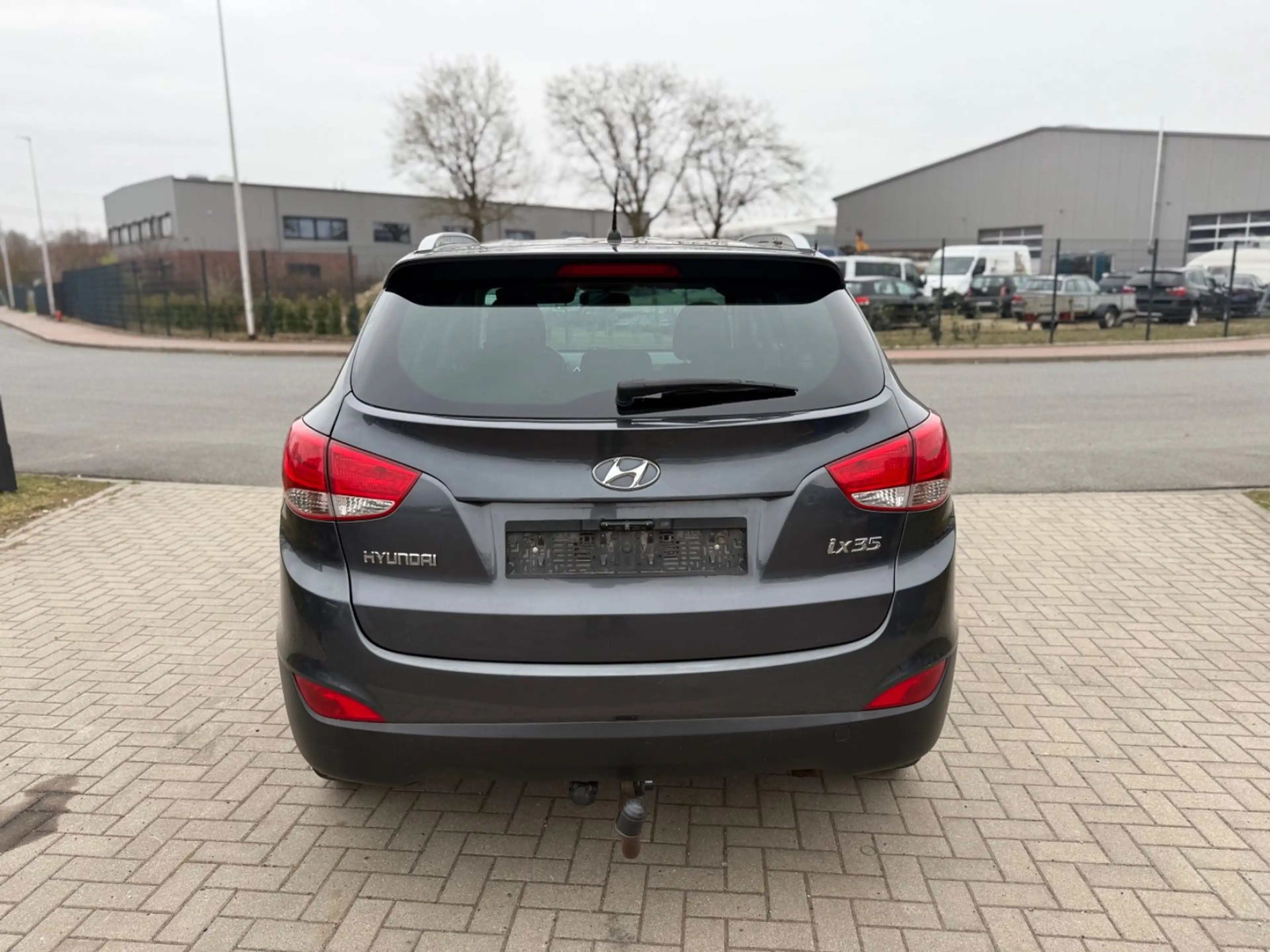 Hyundai iX35 Comfort 2WD TÜV NEU/2. HAND/ANHÄNGERKUPPL. — photo 5