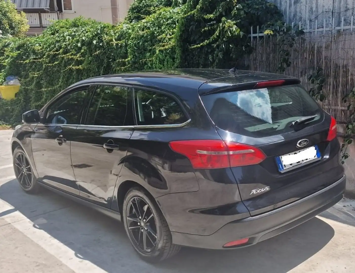 Ford Focus Focus SW 1.6 Gpl 125cv Nero - 2