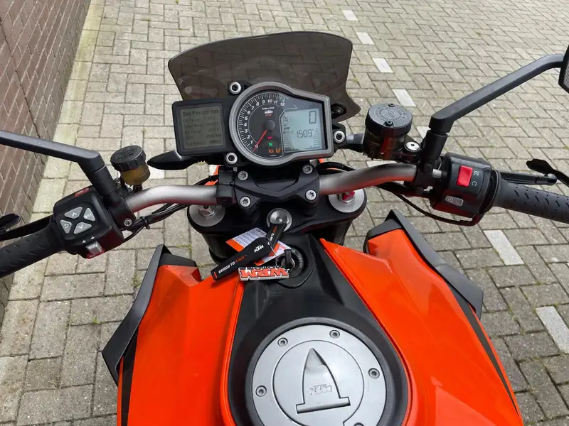 KTM 1290 SuperDuke ABS - foto 8