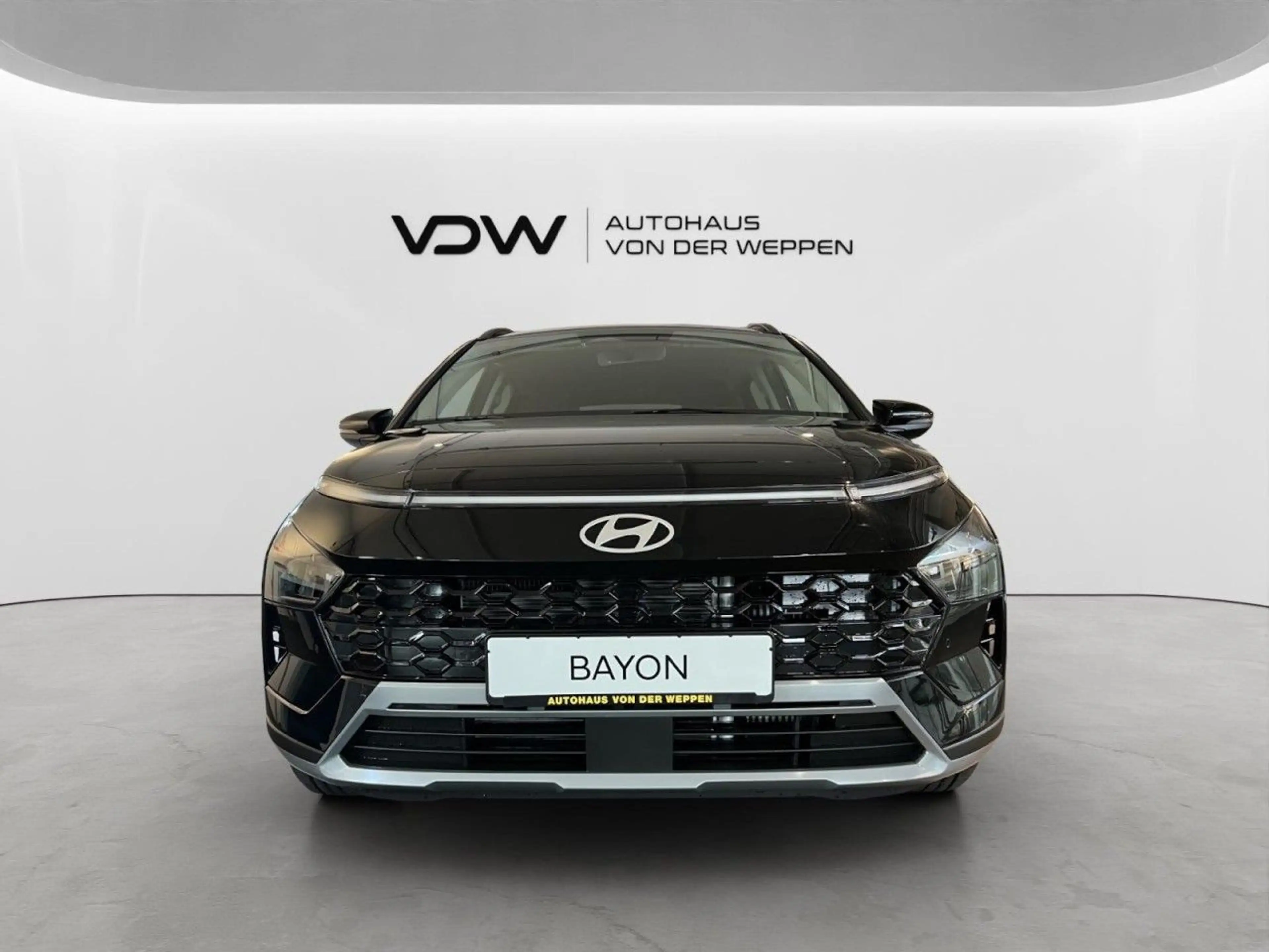Hyundai BAYON PRIME MIT PDC+BOSE SOUND+SMART KEY U.V.M.! — photo 3