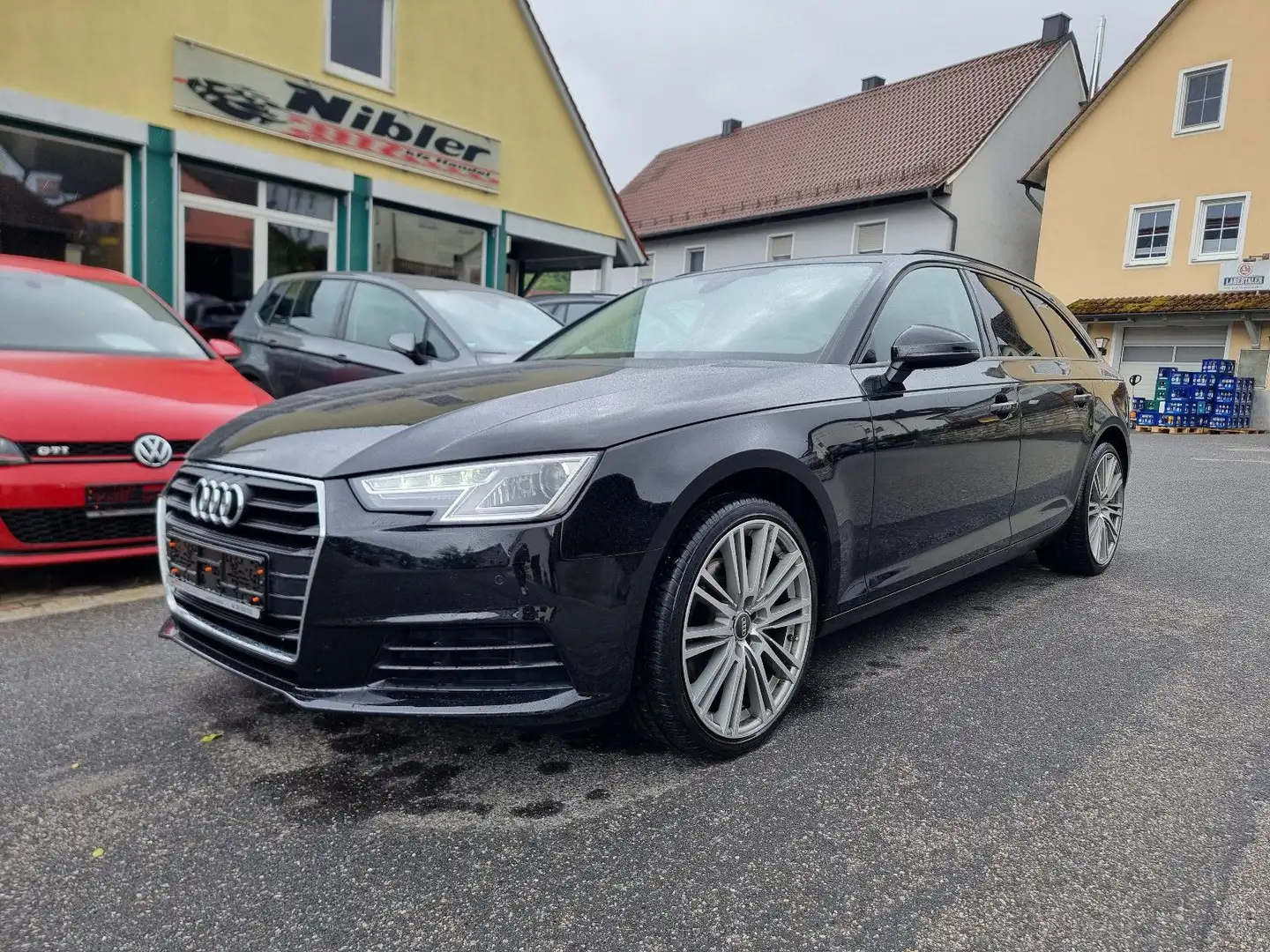 Audi A4 Av. 2.0 TDI S-tr. VIRTUAL+XENON+SITZHZ+NAVI Schwarz - 1