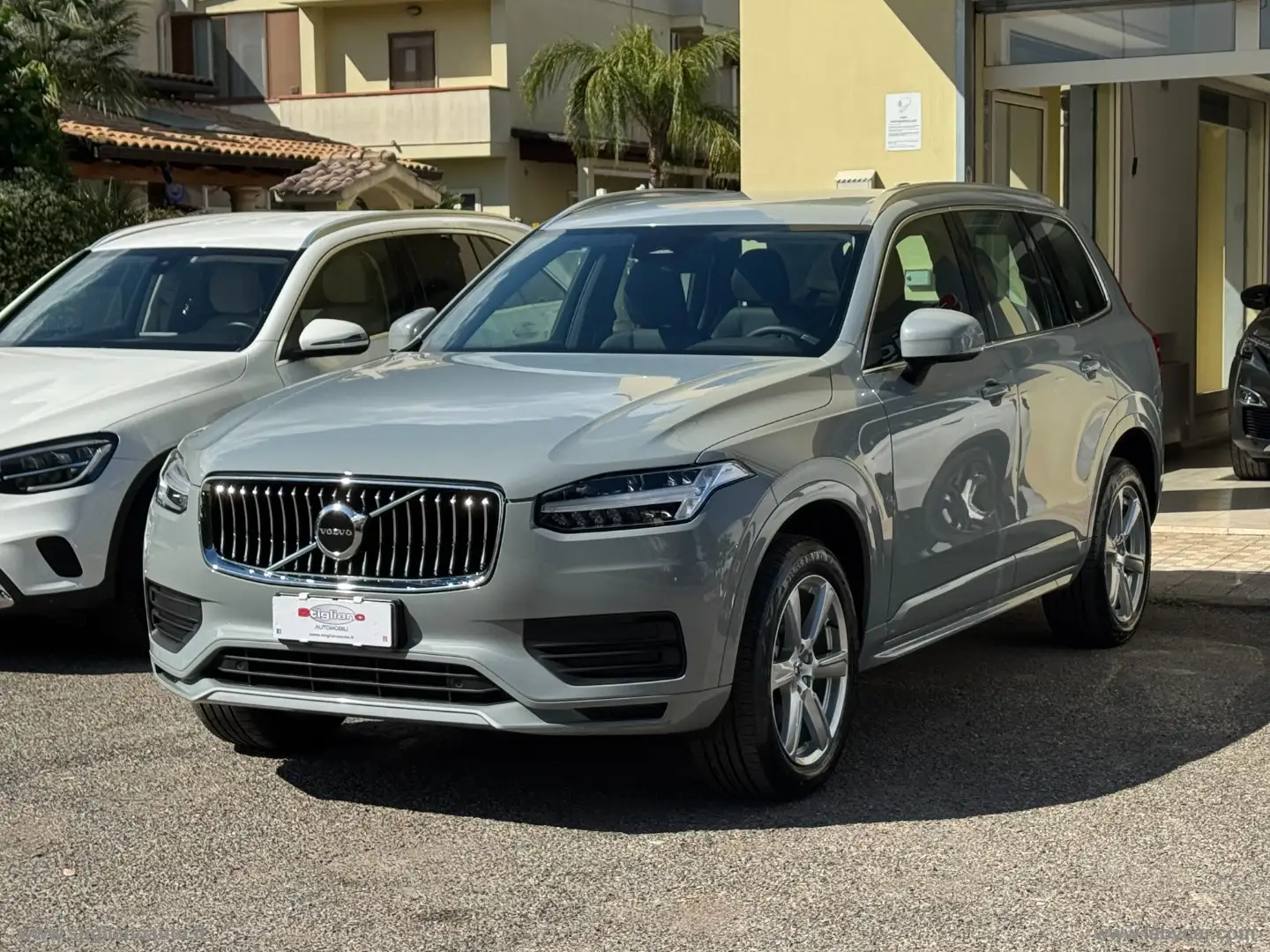 Volvo XC90 B5 7 POSTI KM0 Grigio - 2