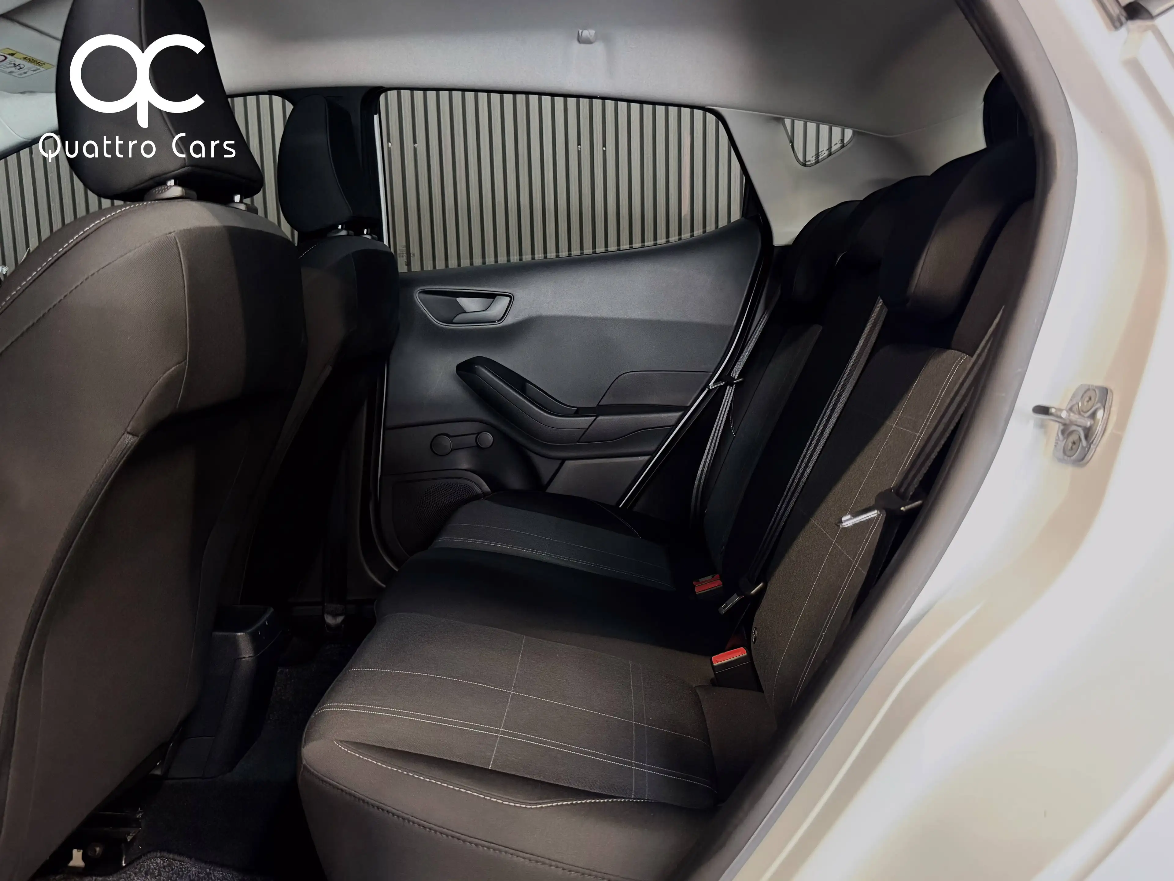 Ford Fiesta 1.1i * CAR PLAY * CLIM * 1ERE MAIN * CAPTEURS ARR — photo 14