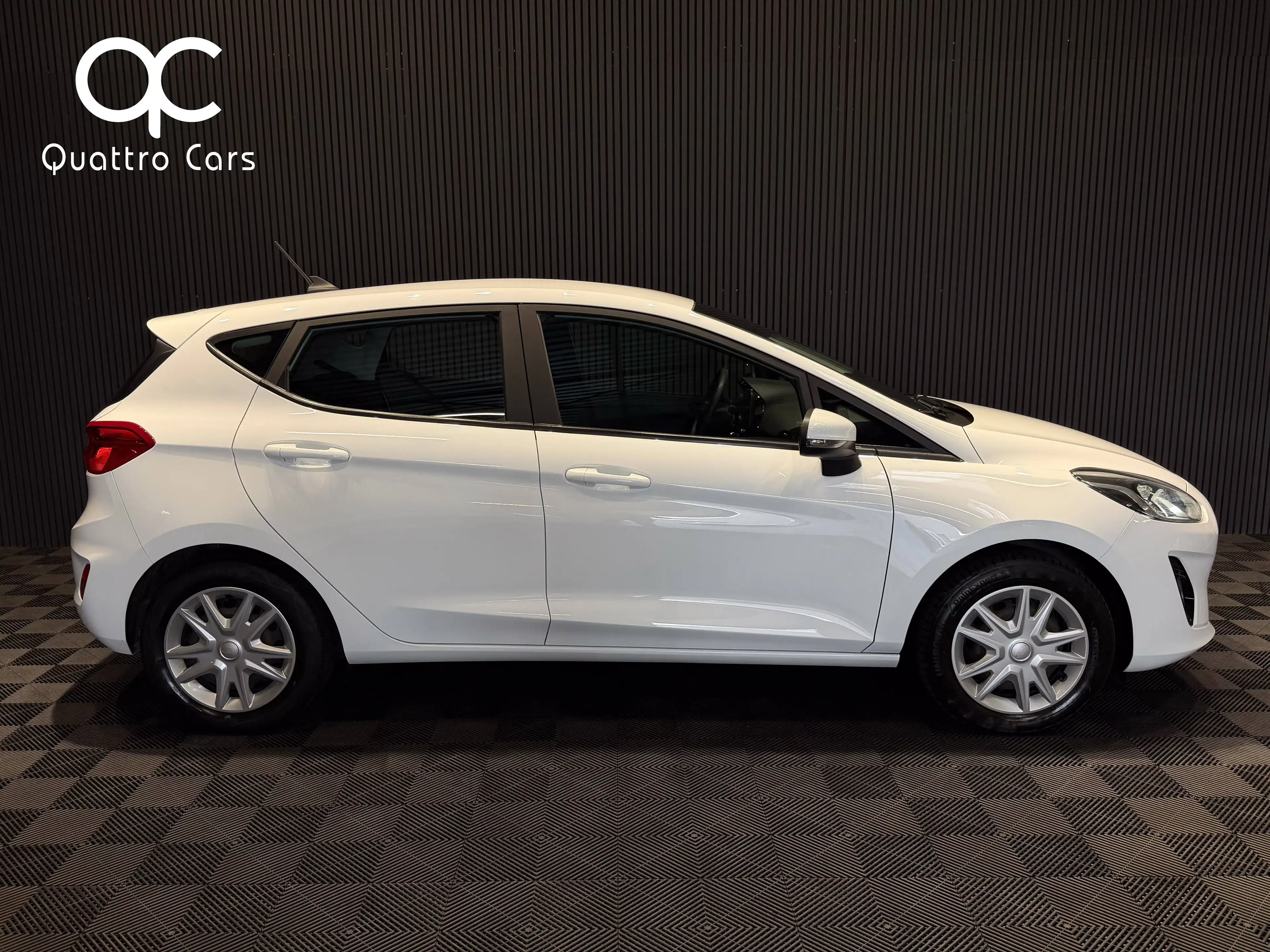 Ford Fiesta 1.1i * CAR PLAY * CLIM * 1ERE MAIN * CAPTEURS ARR — photo 5